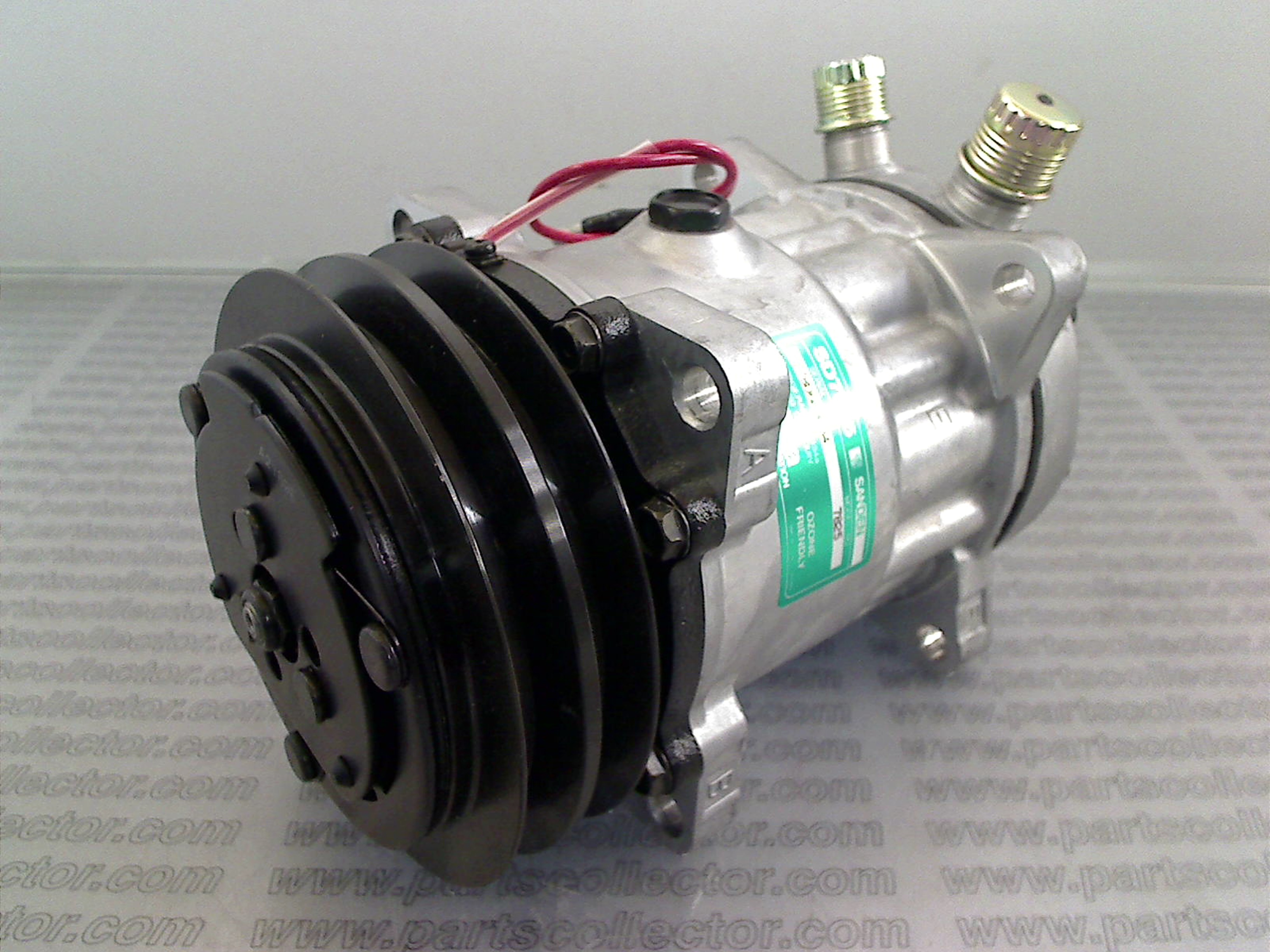 AC COMPRESSOR