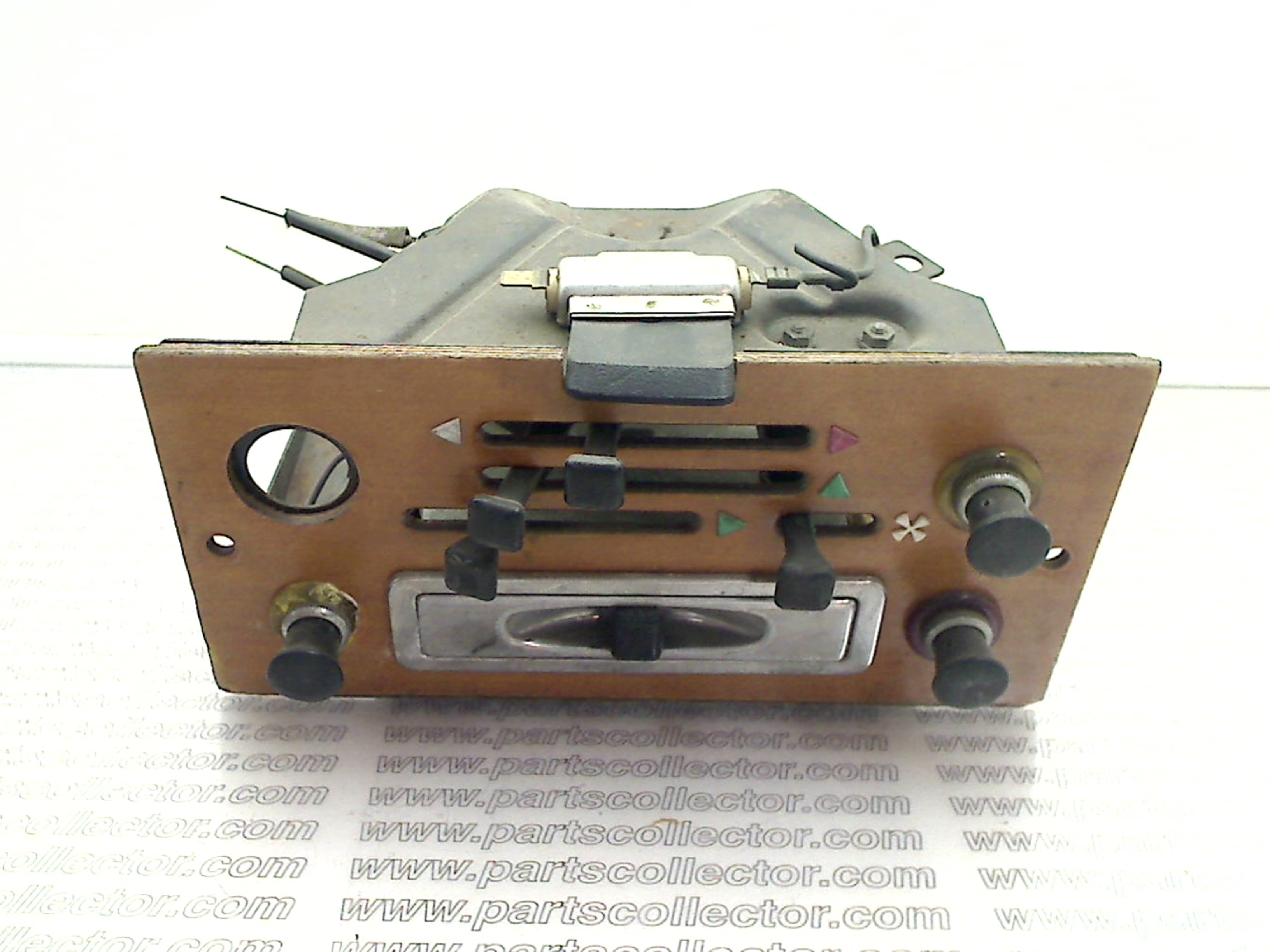 CENTRAL CONSOLE AIR CONDITIONING AND ASHTRAY LANCIA FLAVIA 2000