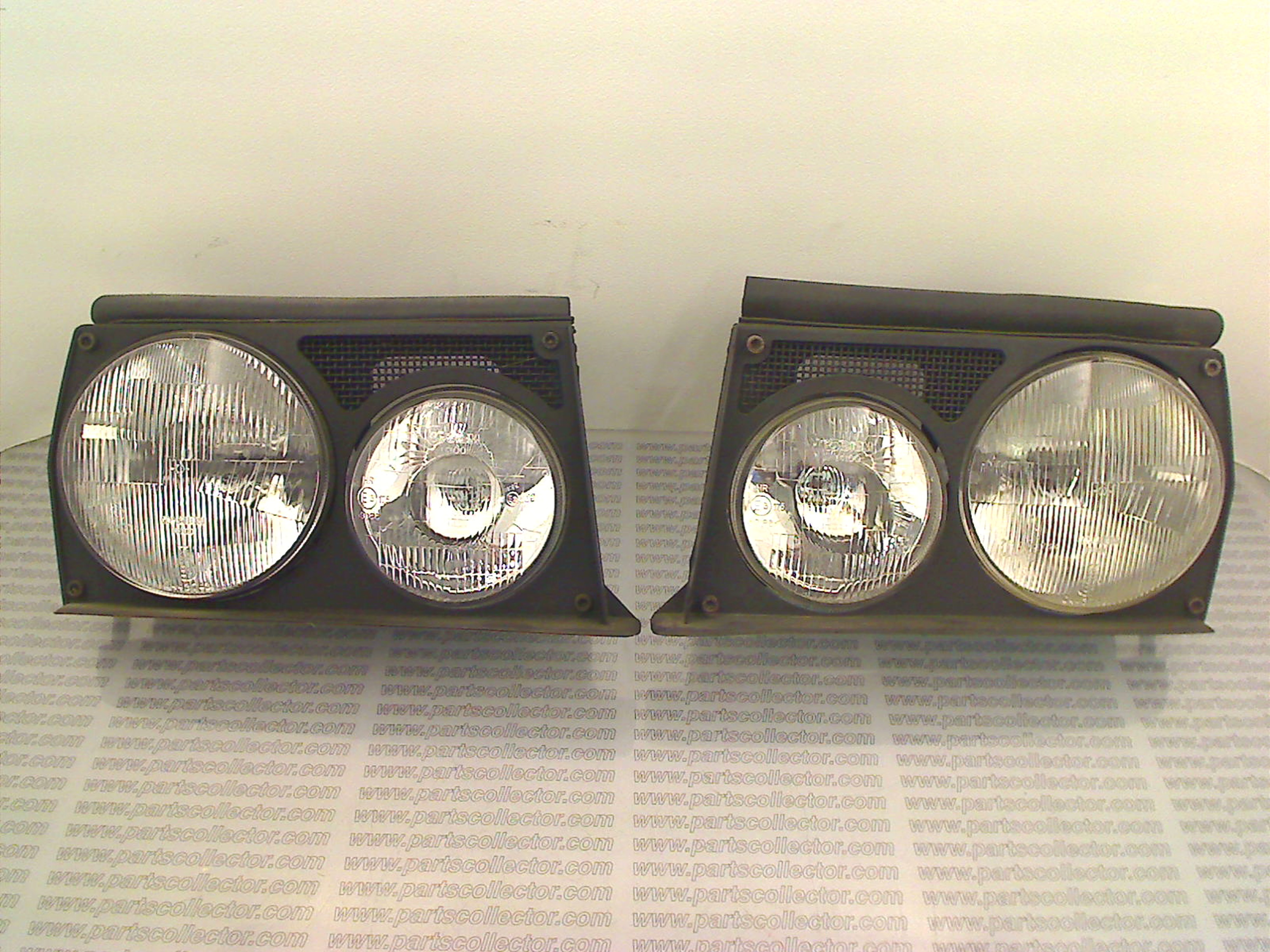 HEADLIGHTS PAIR