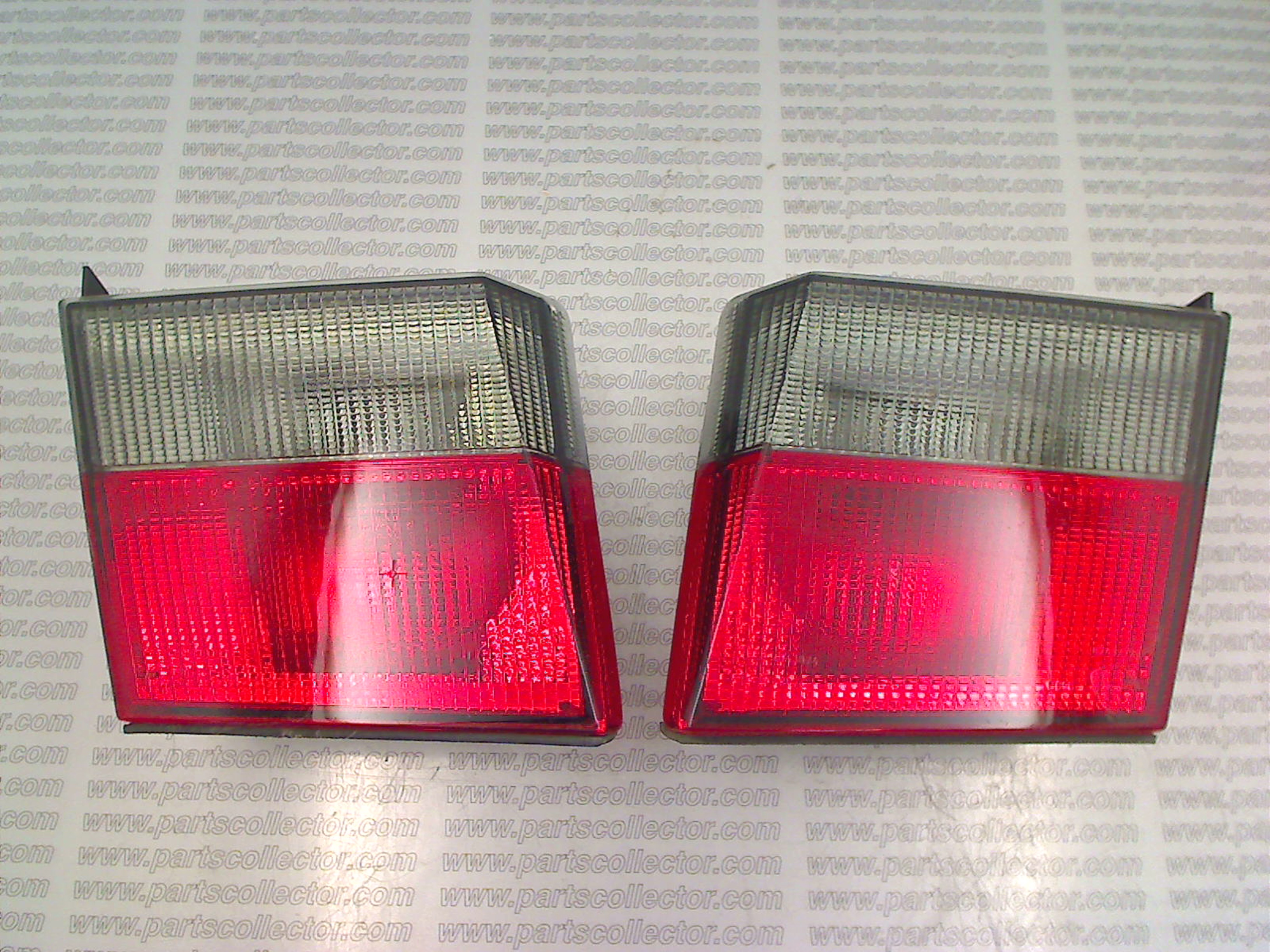 TAILLIGHTS PAIR