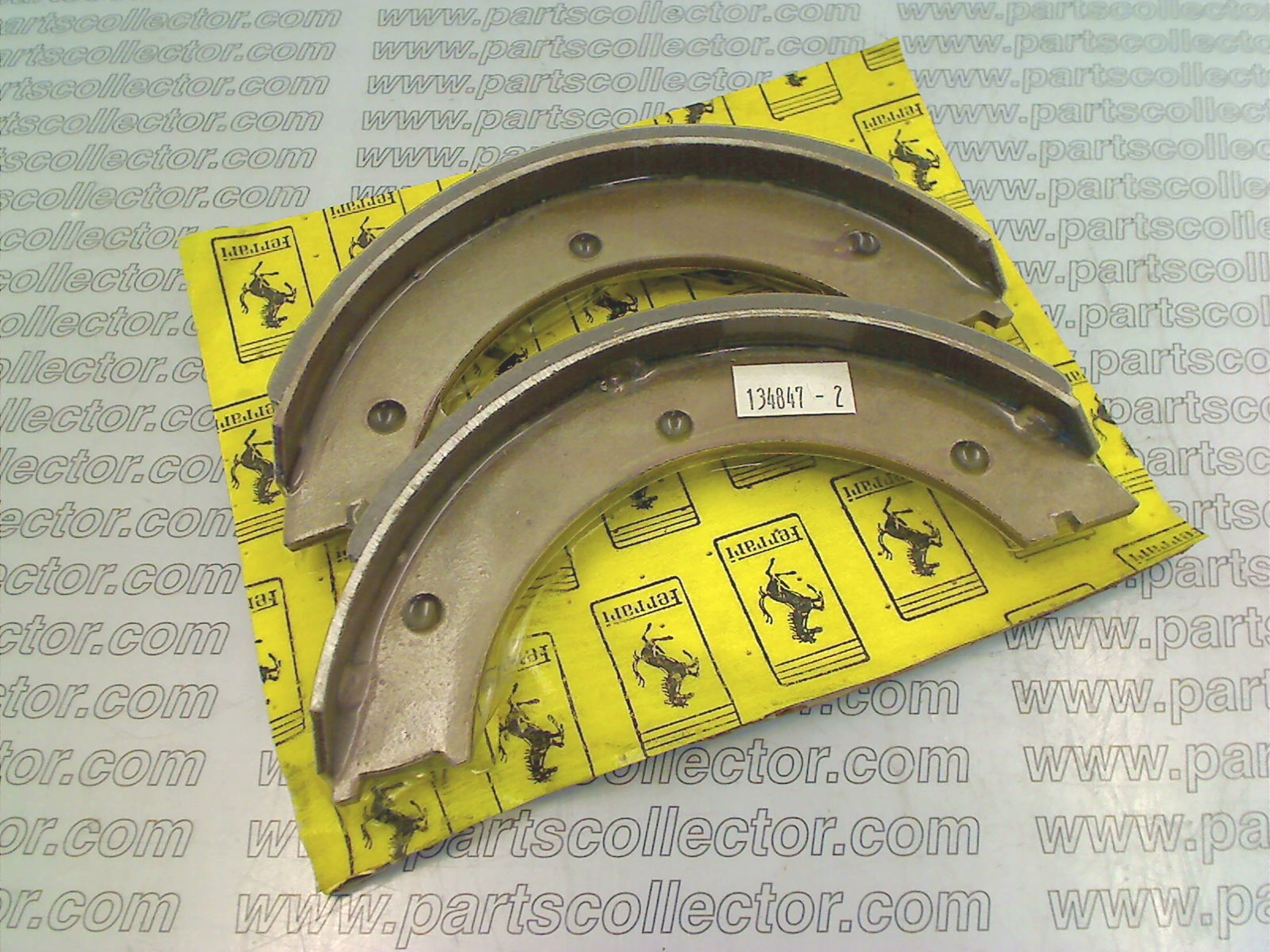 BRAKE SHOES PAIR