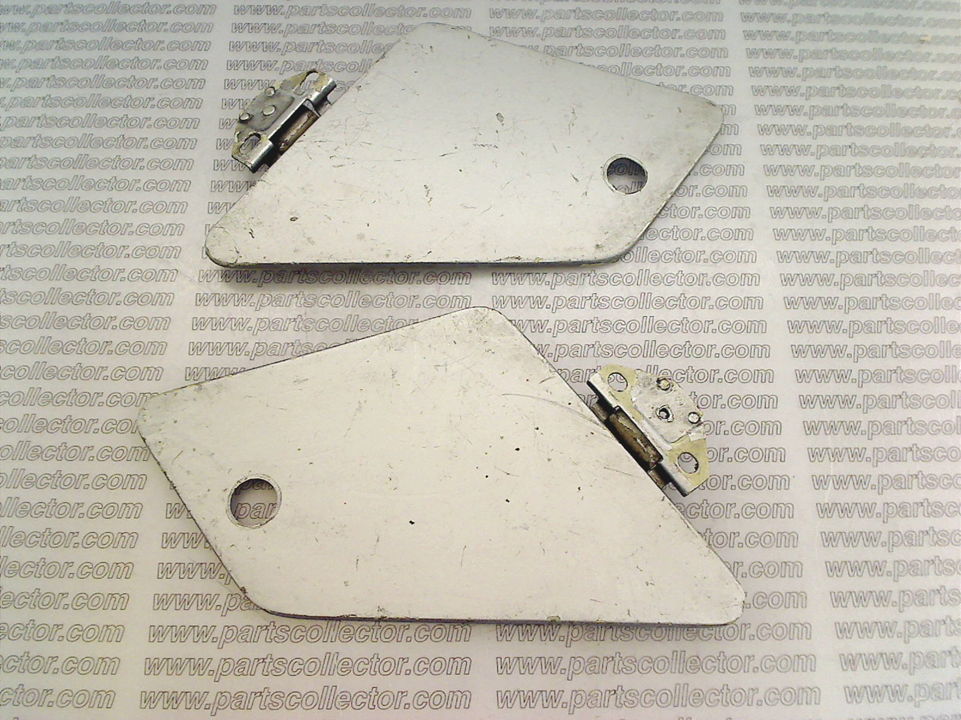 PAIR OF FUEL DOORS