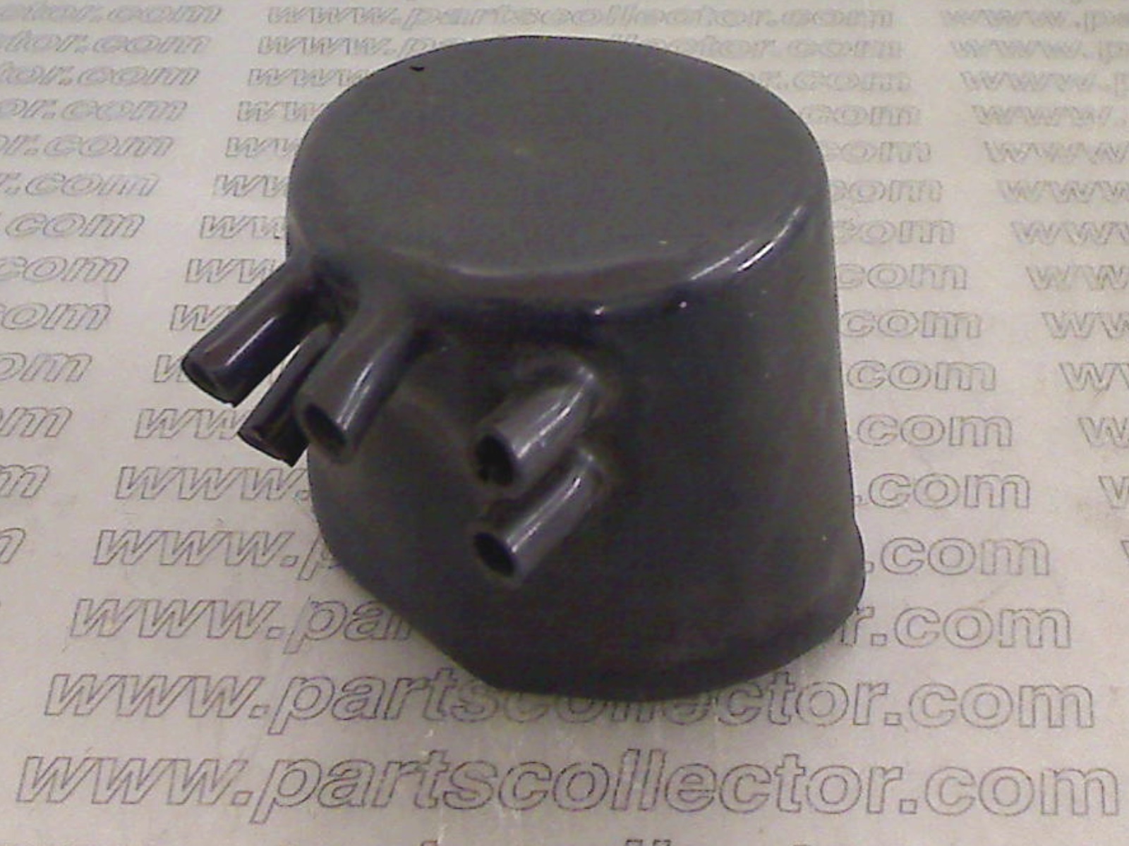 DISTRIBUTOR CAP COVER