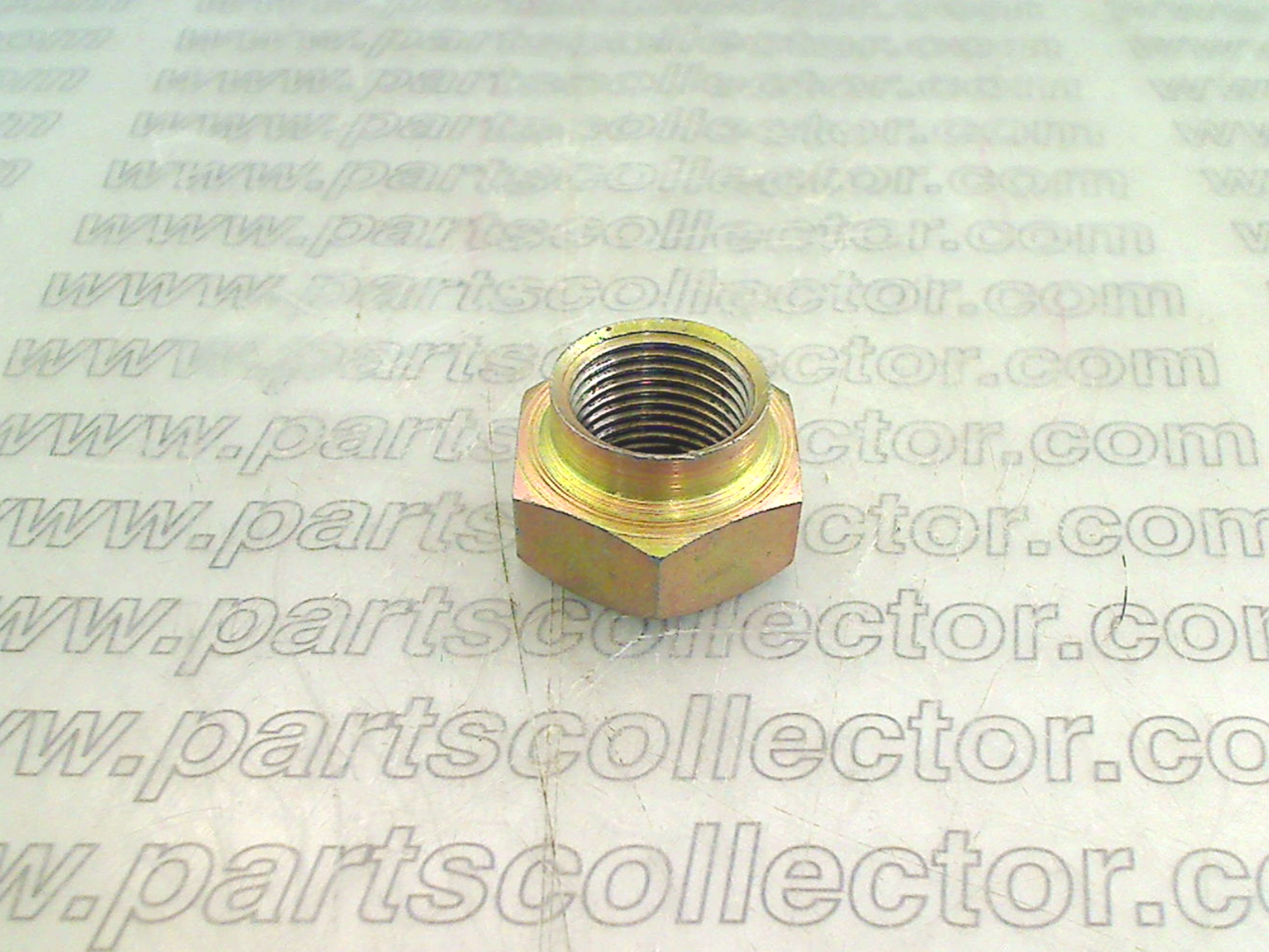 GEARBOX SHAFT NUT