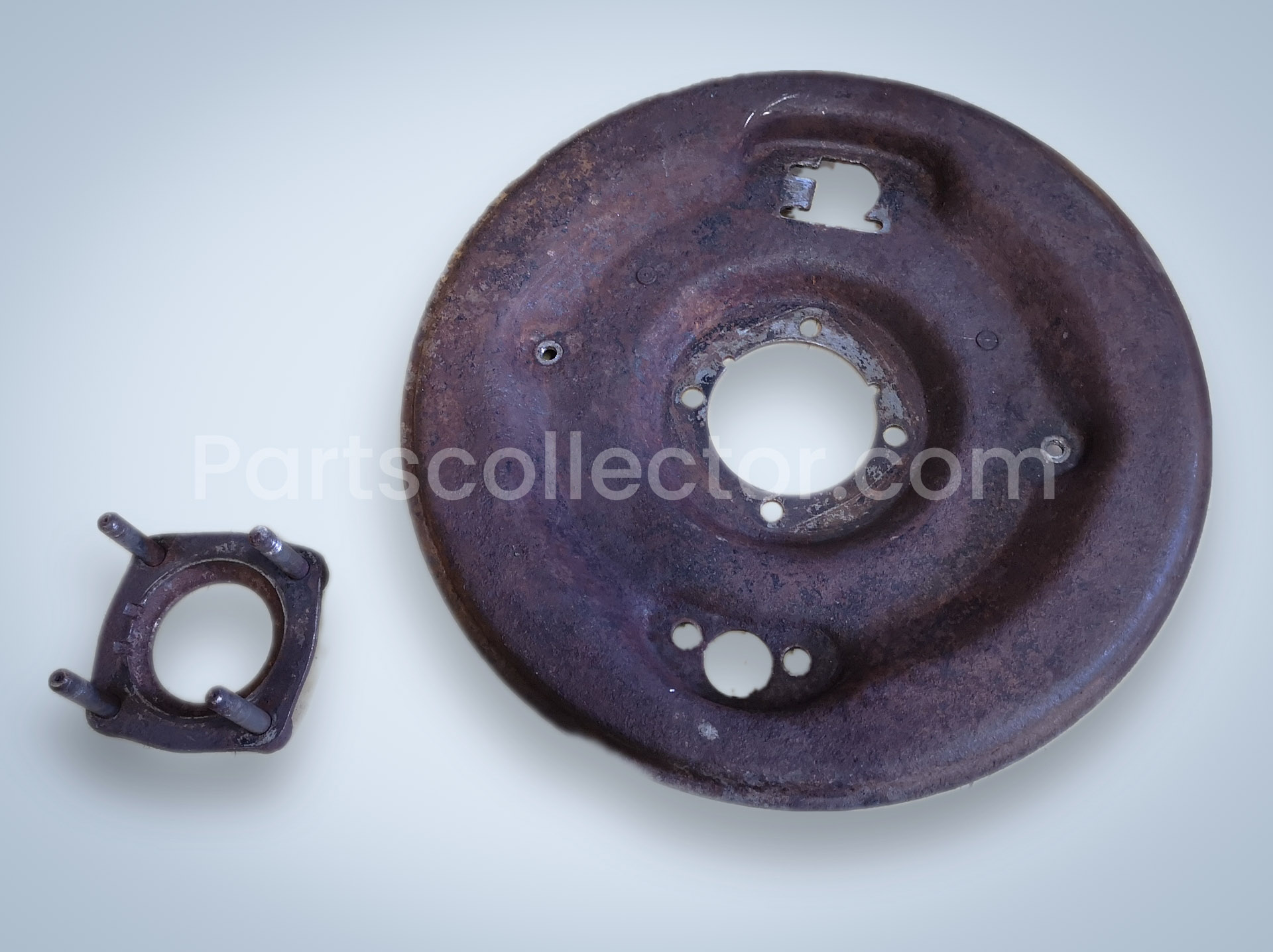 REAR STOCK HOLDER DRUM ALFA 1900