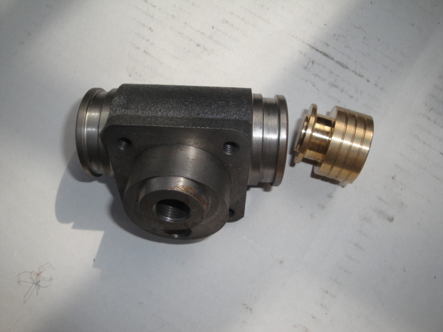 FRONT WHEEL CYLINDER