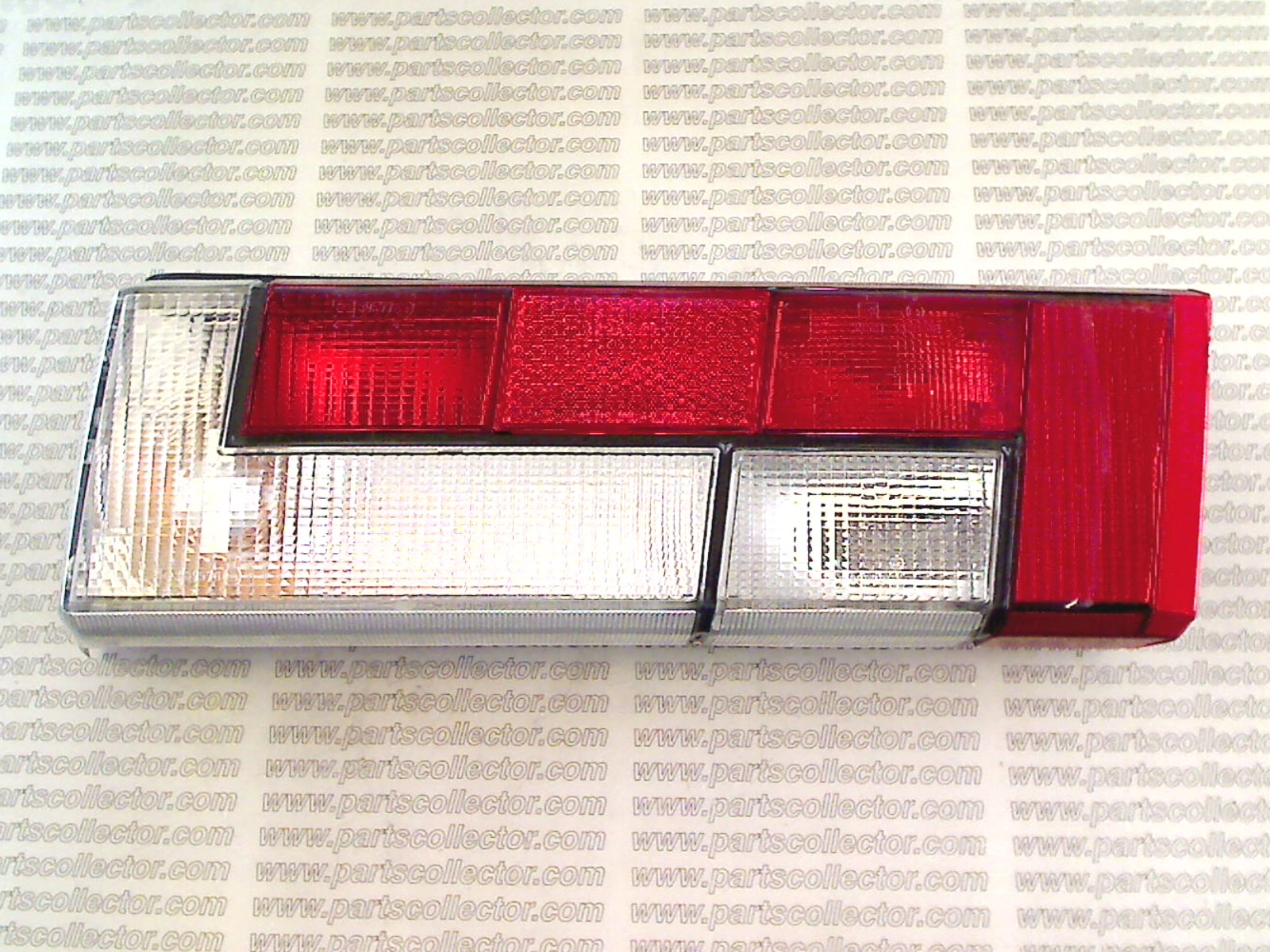 LEFT TAIL LIGHT