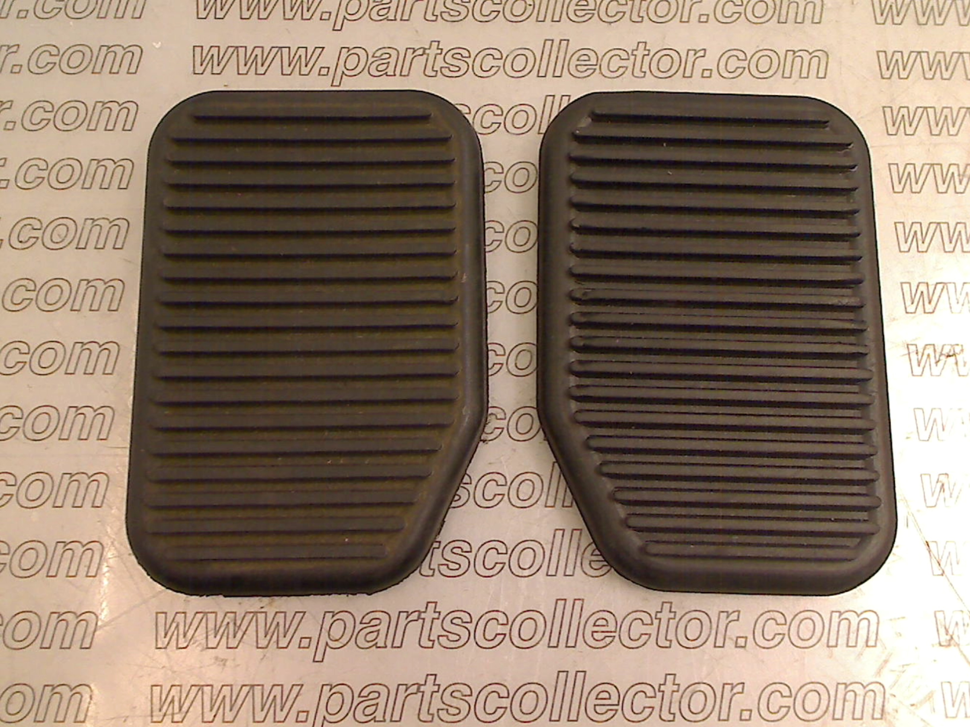 PEDAL RUBBER PAIR