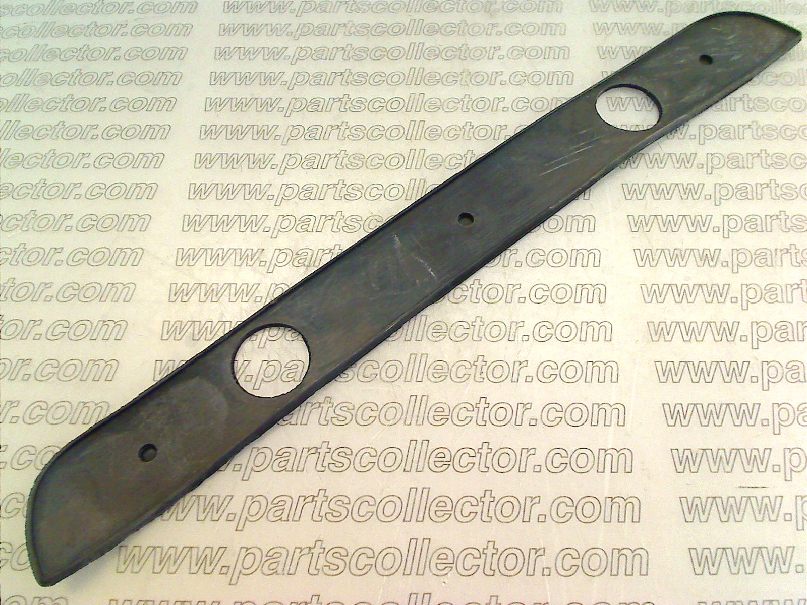 LICENSE PLATE LIGHT GASKET