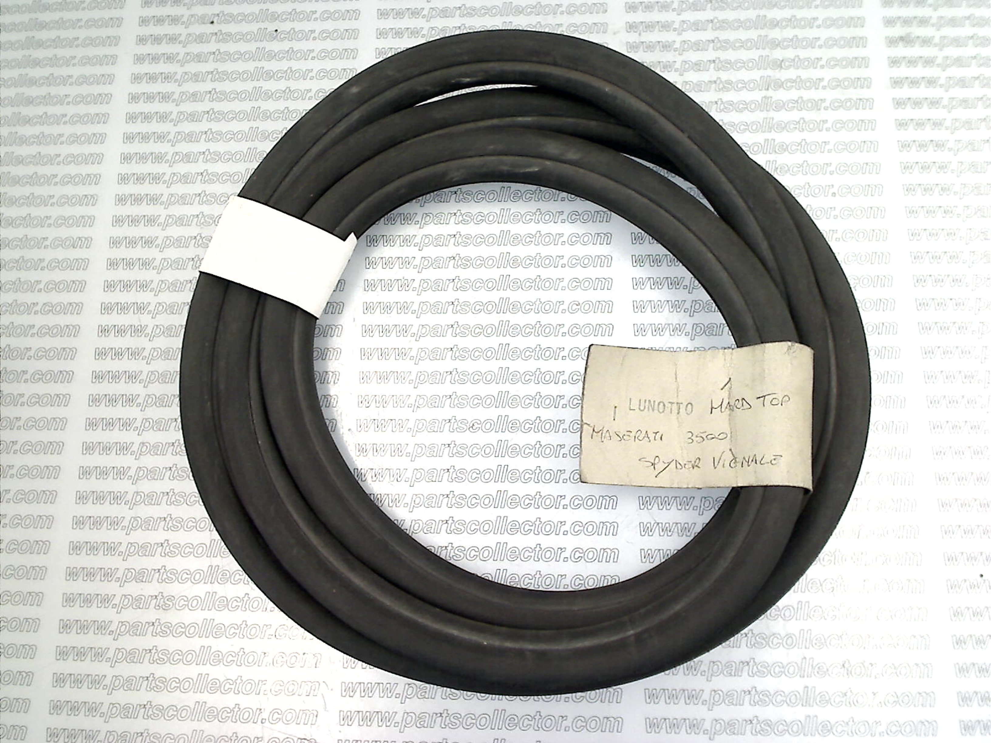 REAR WINDSCEEN HARD TOP SEAL