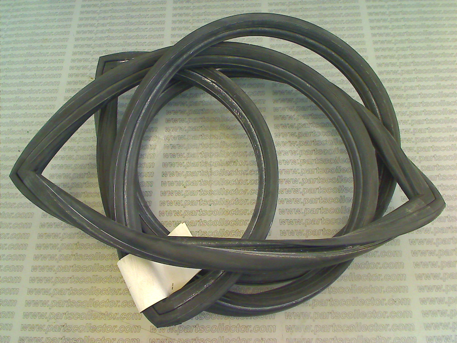 WINDSHIELD SEAL