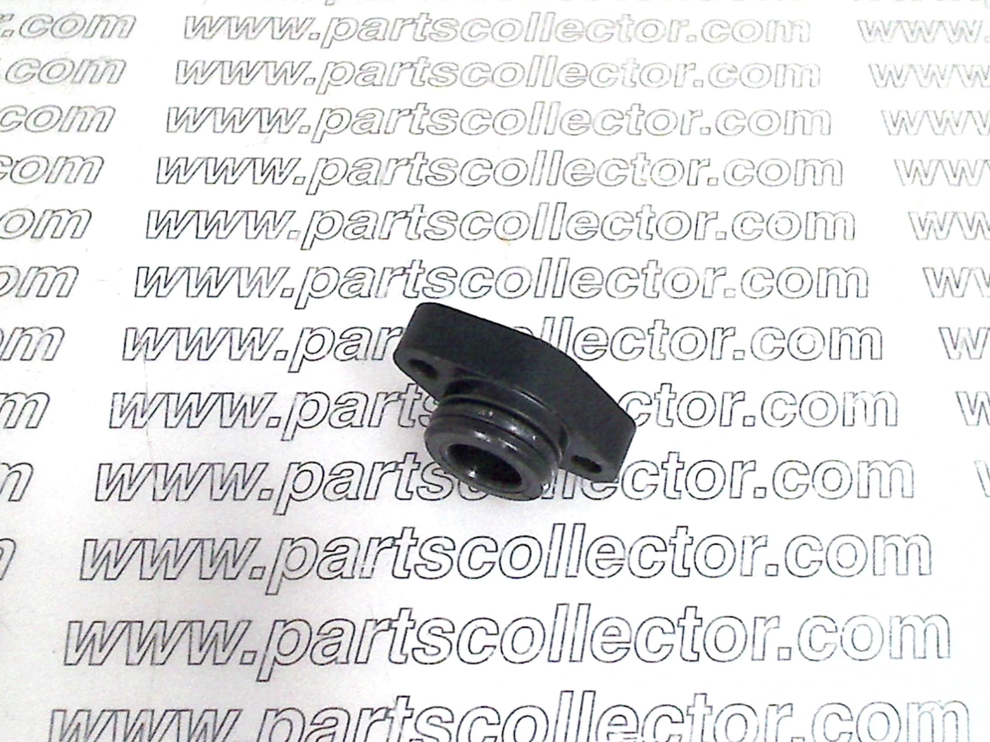 INJECTOR HOLDER SUPPORT BUSH MOUNT HOUSING ISOLATOR LUCAS MASERATI 3500