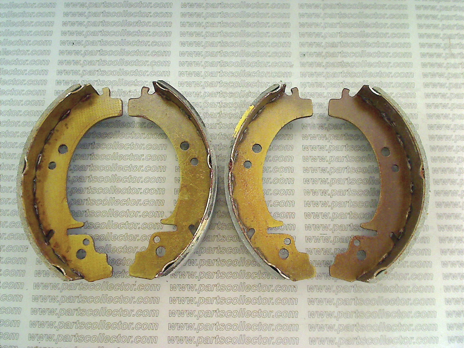 BRAKE SHOE FRONT