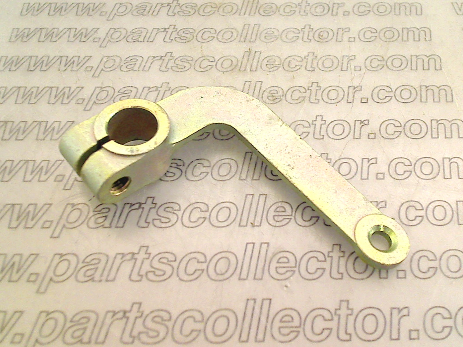 CARBURETTOR LEVER