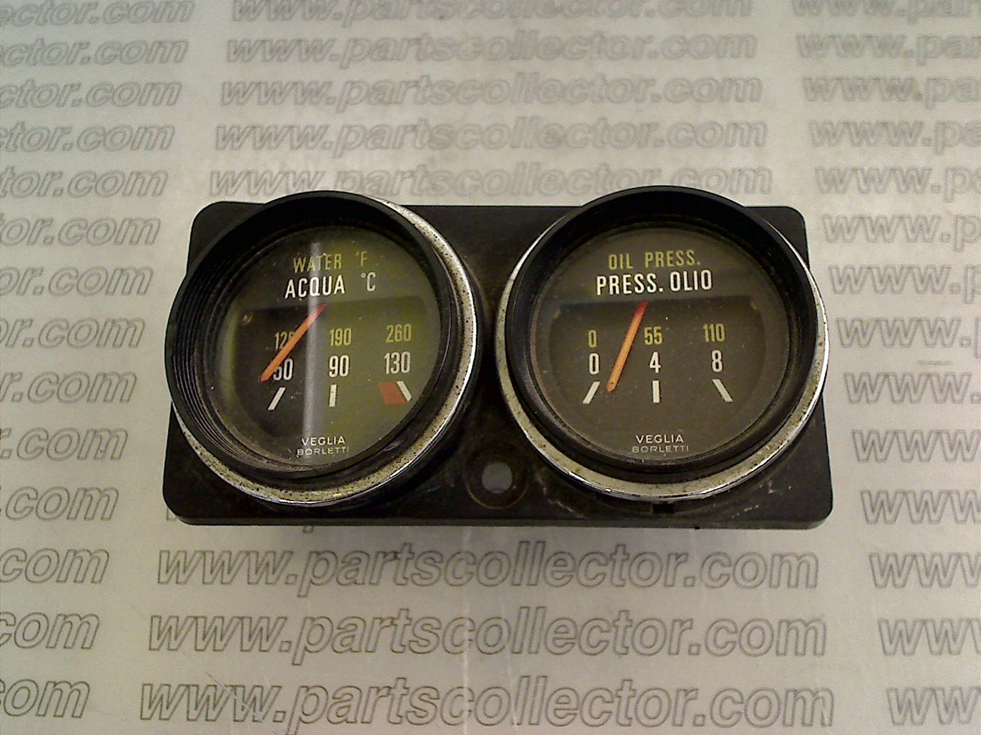 WATER TEMPERATURE AND OIL PRESSURE GAUGES