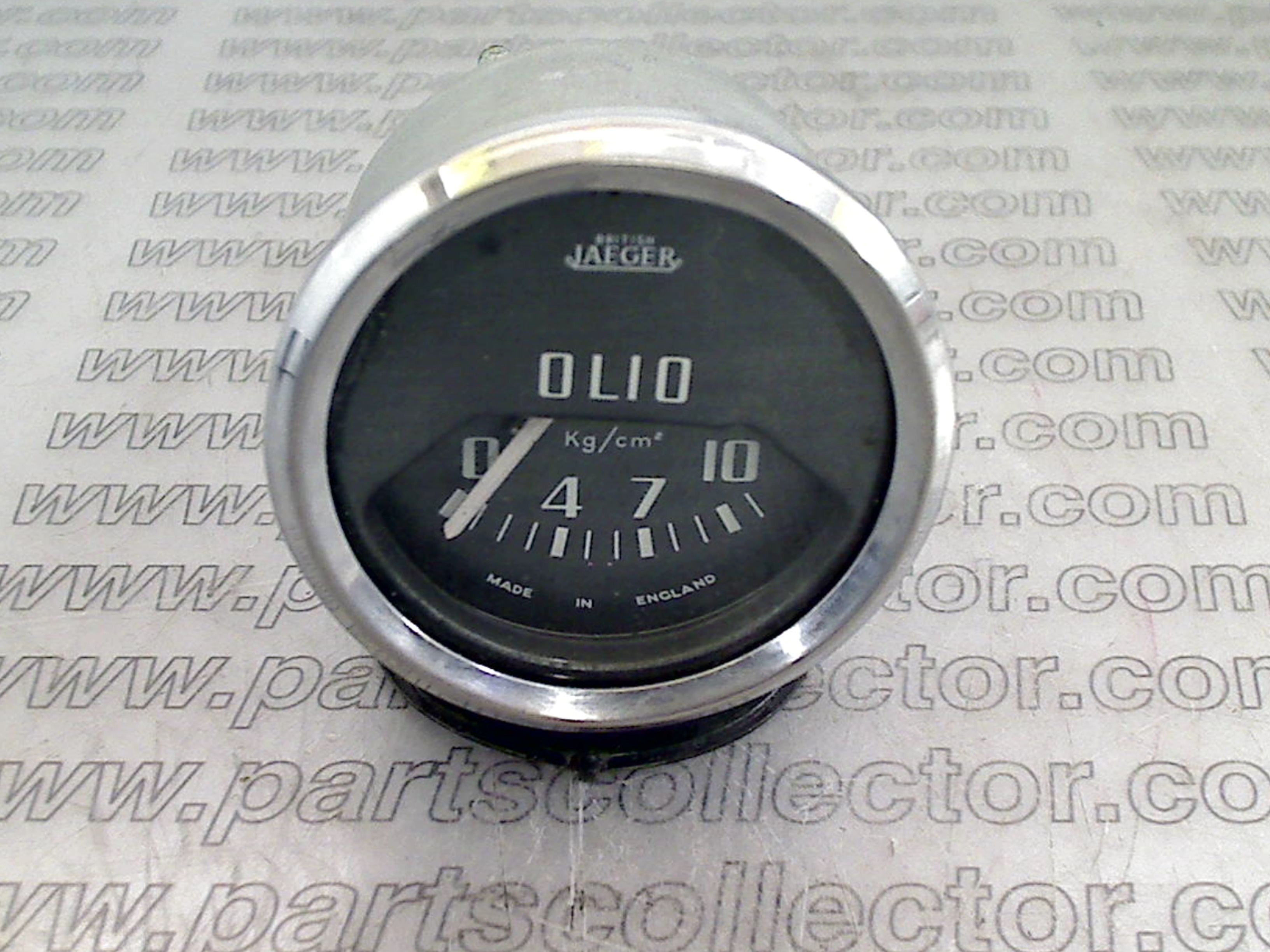 OIL PRESSURE GAUGE