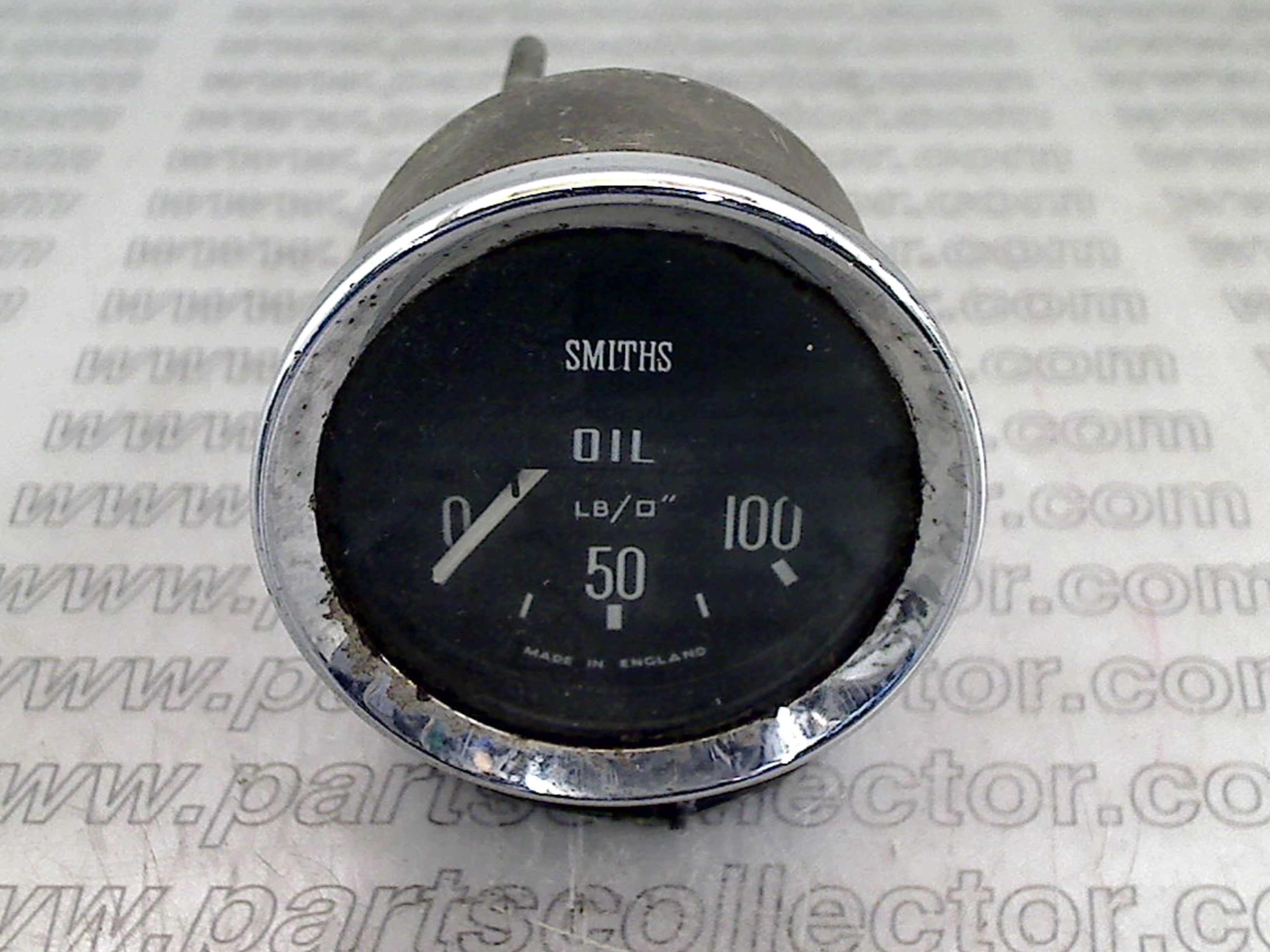 OIL PRESSURE GAUGE