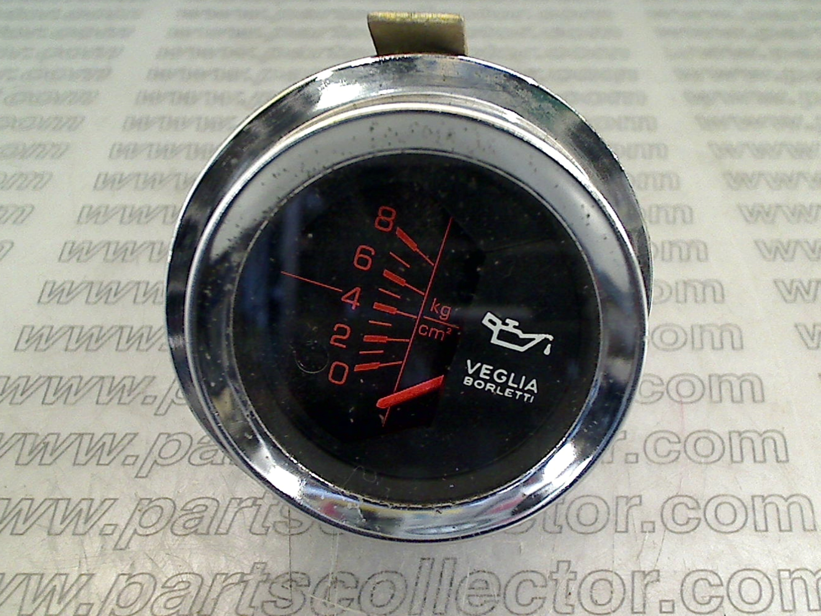 OIL PRESSURE GAUGE