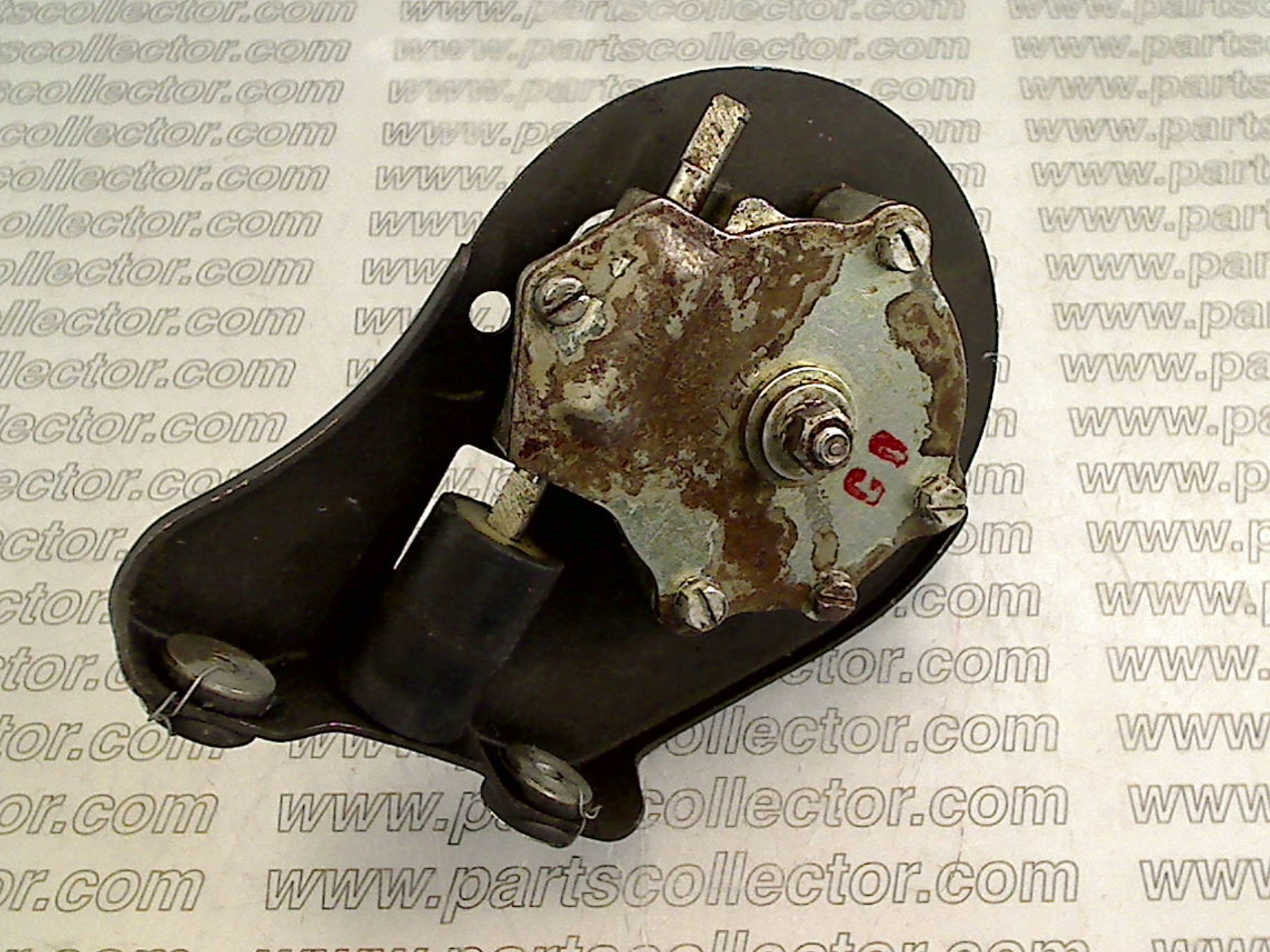 TRUNK OPENING MECHANISM