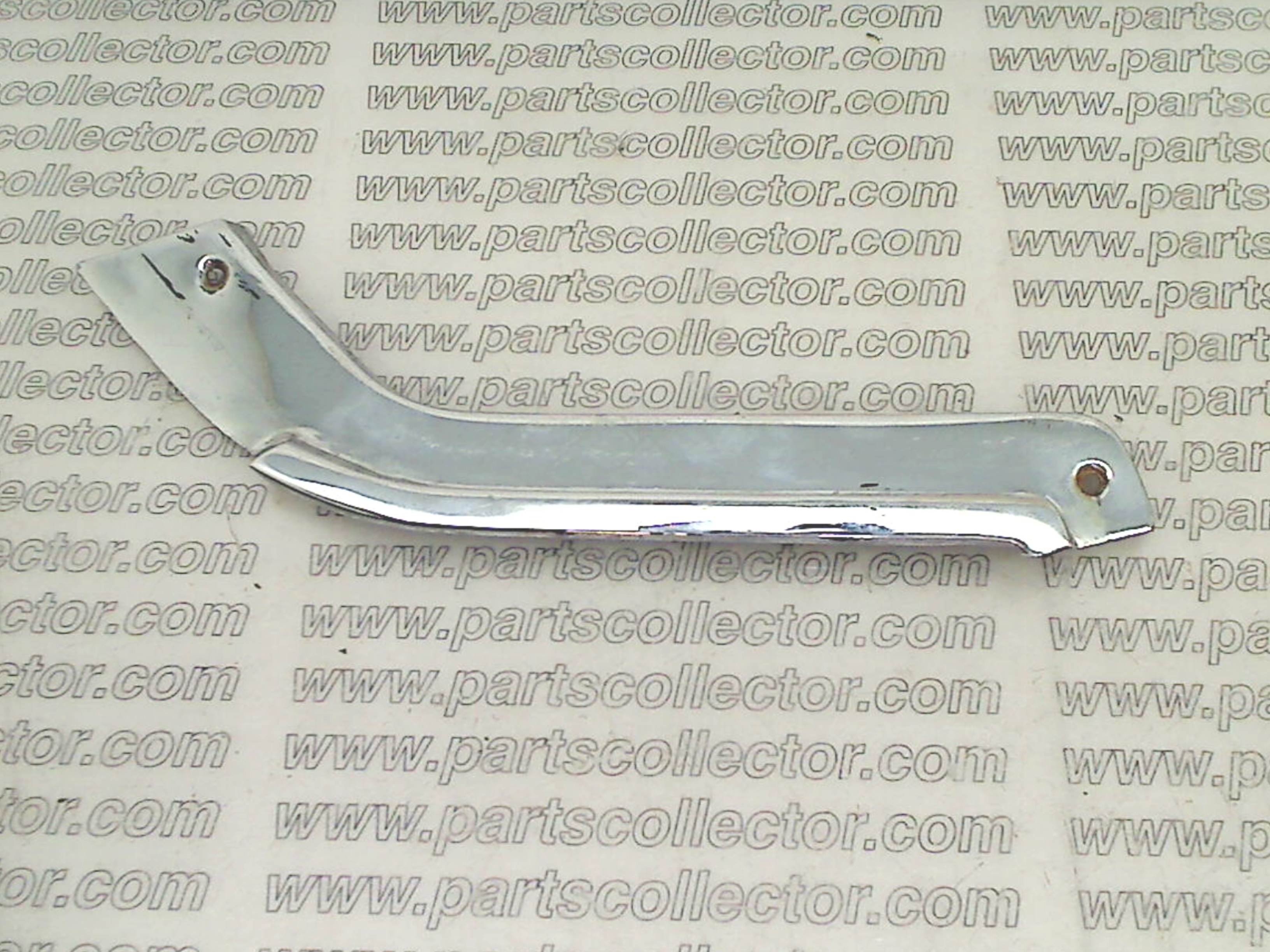 CHROME MOLDING UPPER LEFT DOOR