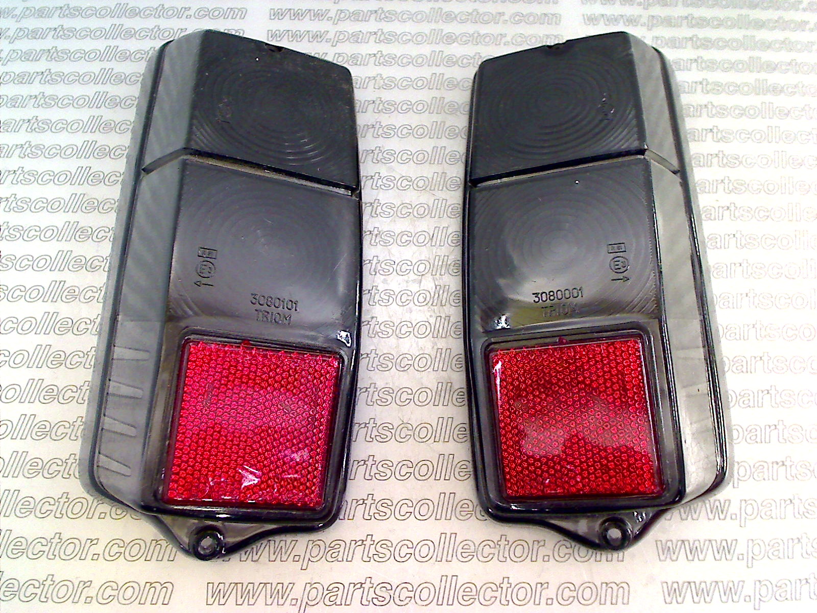 TAIL LIGHT LENS