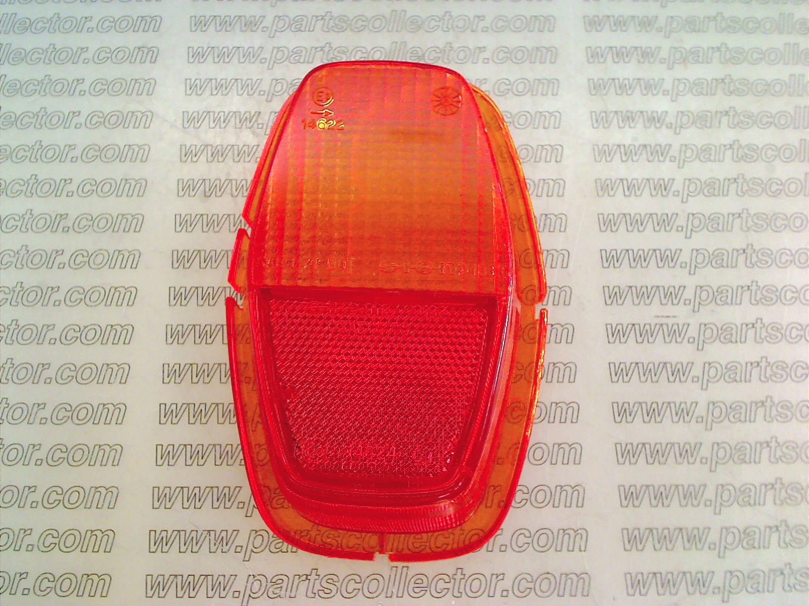 TAILIGHT LENS