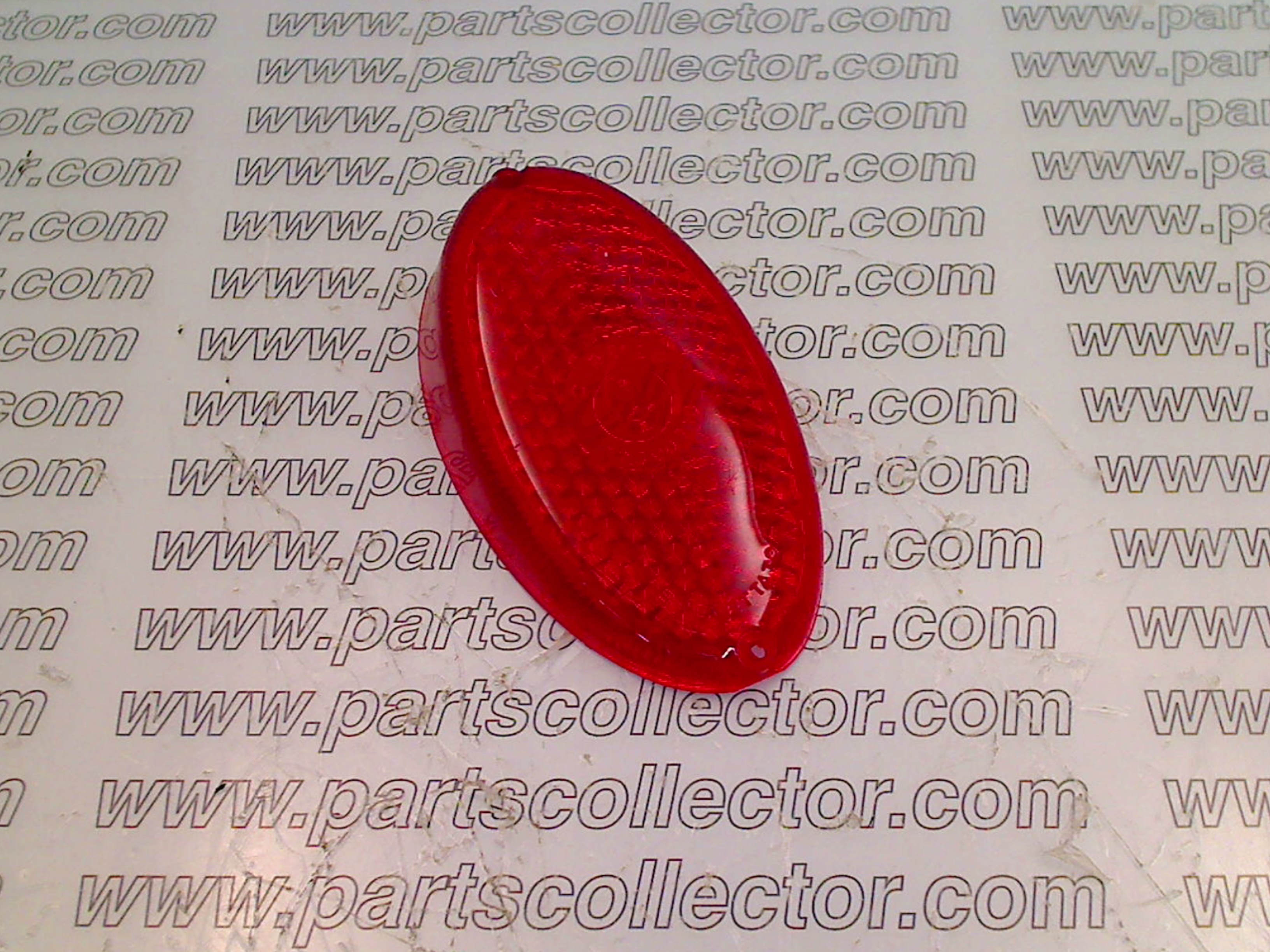 TAIL LIGHT LENS