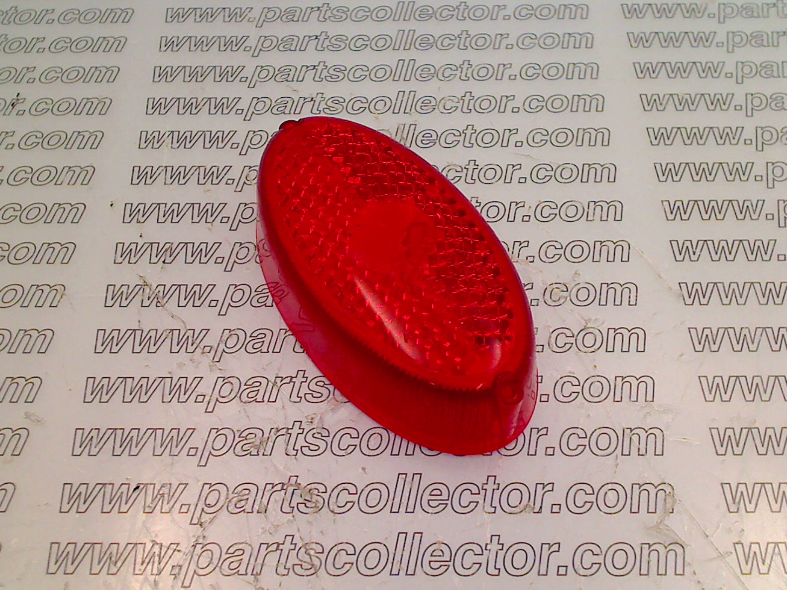 TAIL LIGHT LENS