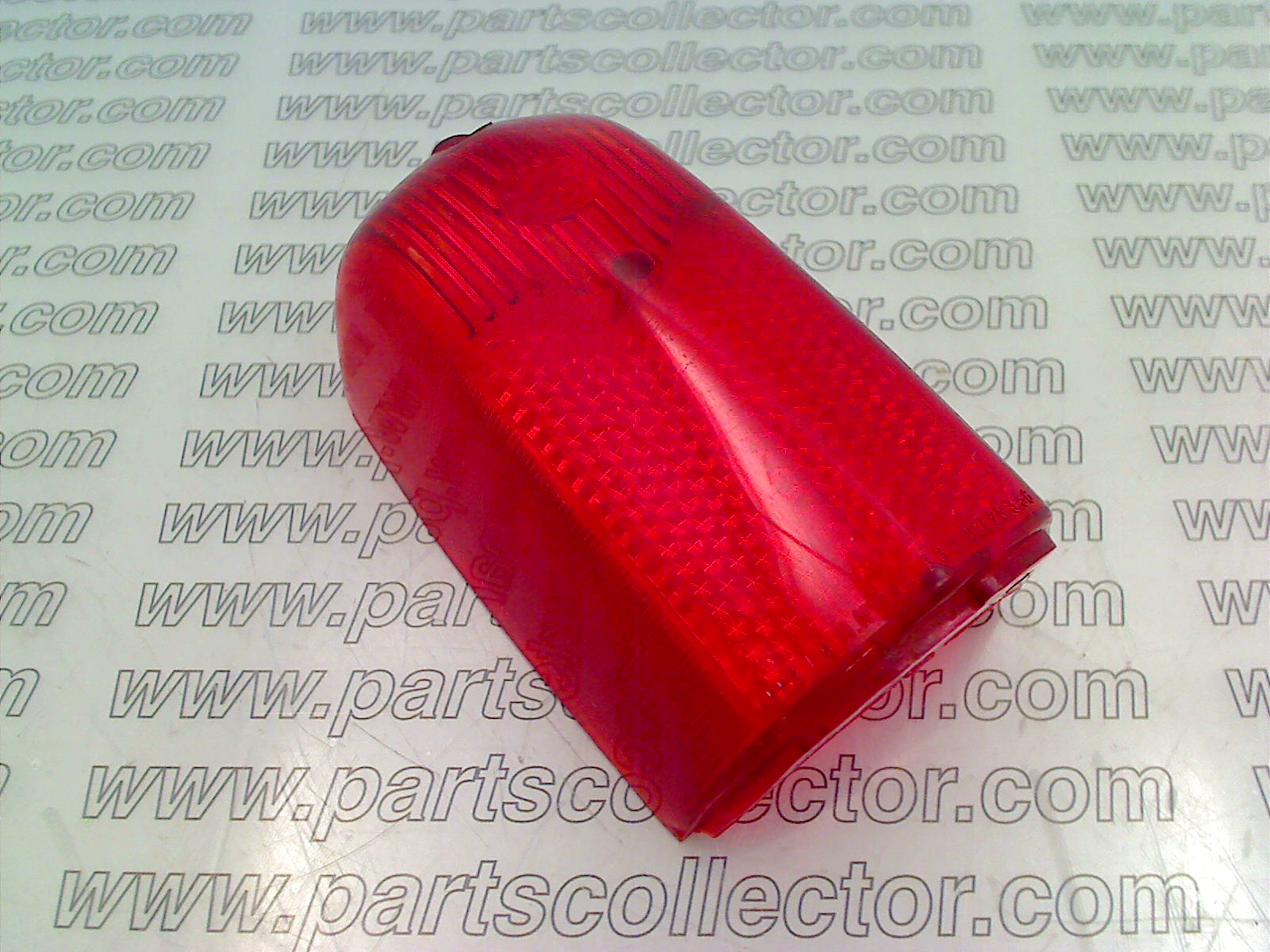 TAIL LIGHT LENS