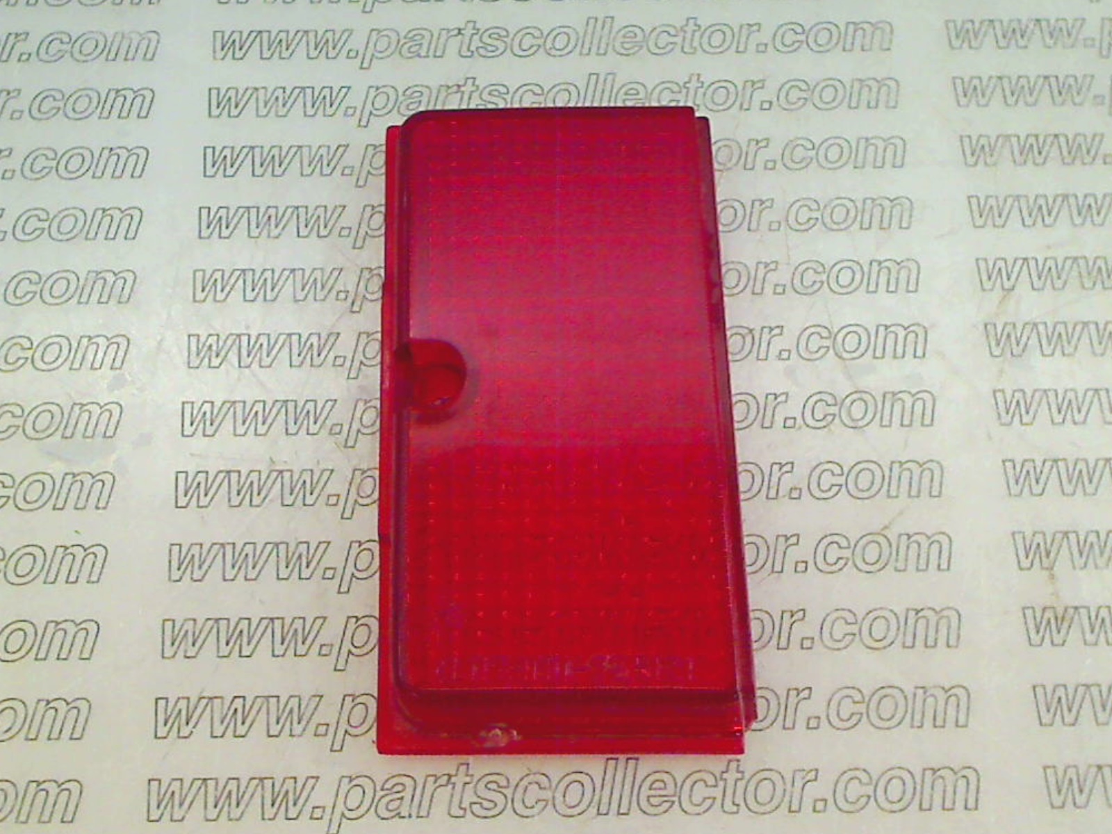 RH TAIL LIGHT LENS