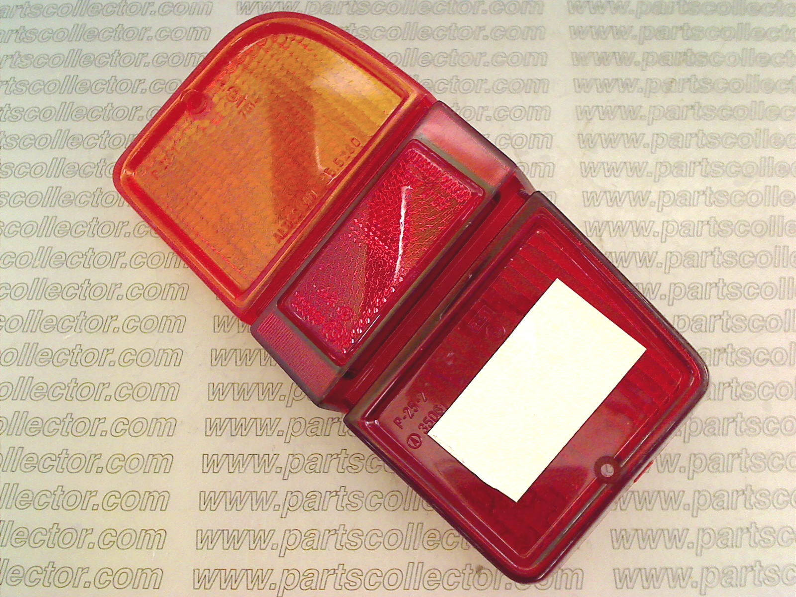 RH TAIL LIGHT LENS