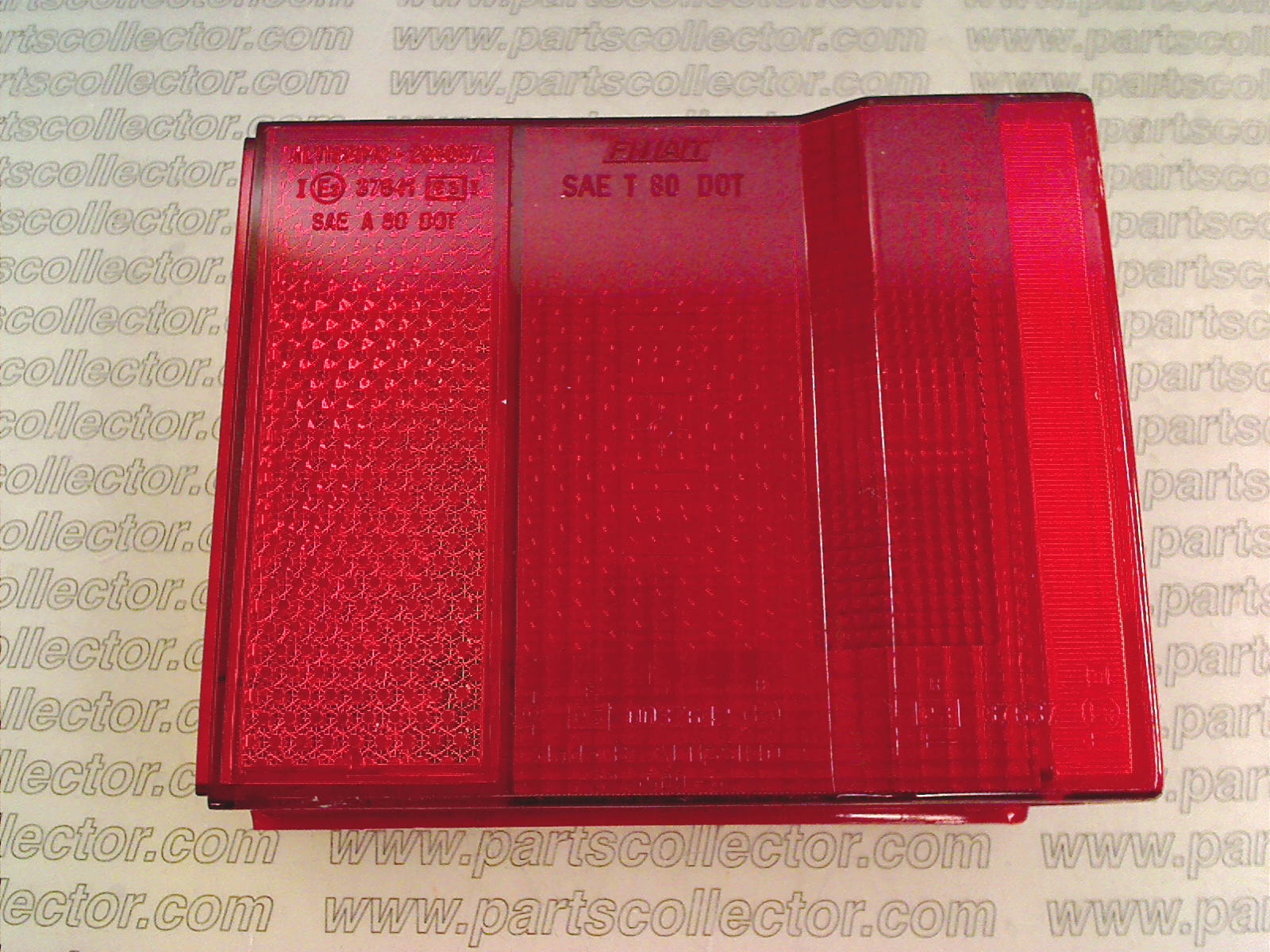 LH TAIL LIGHT LENS