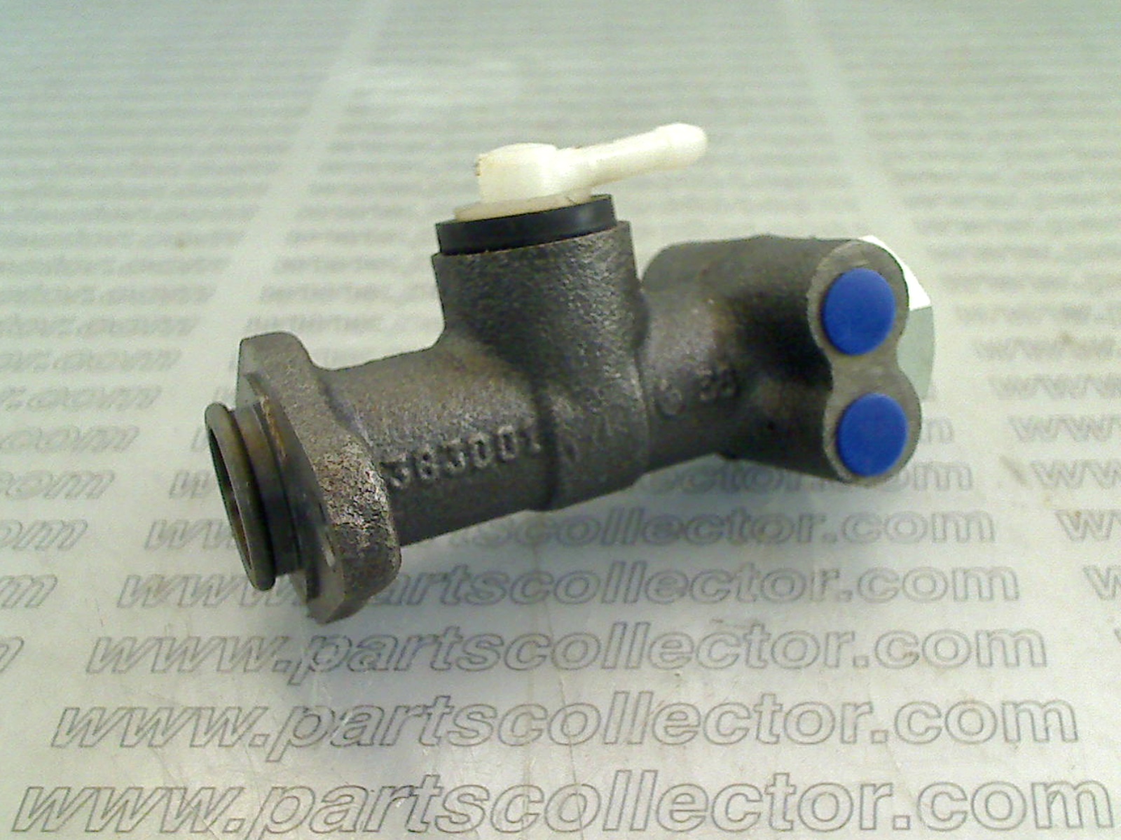 MASTER CYLINDER