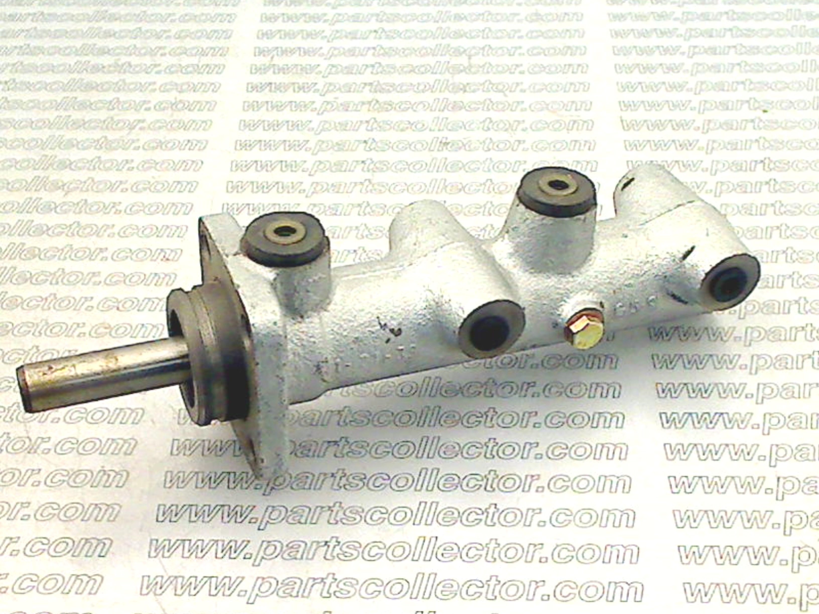 MASTER CYLINDER LHD