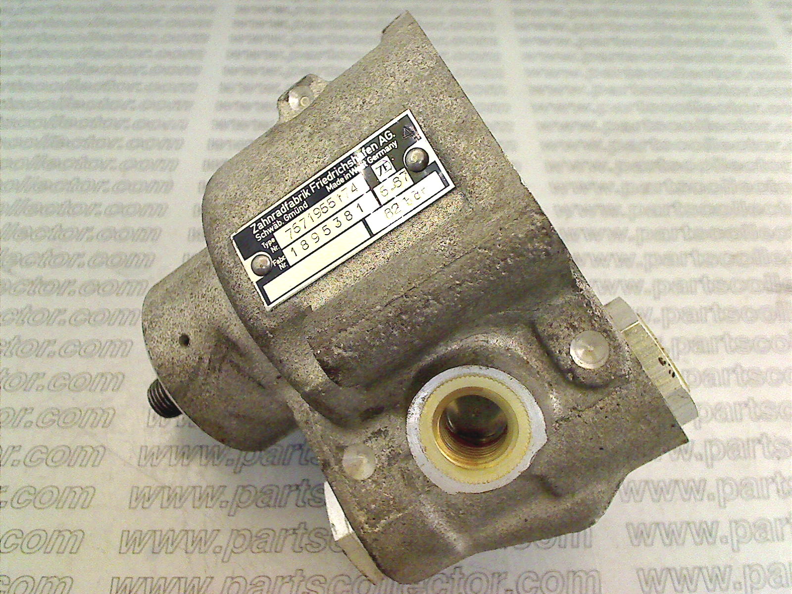 POWERSTEERING PUMP