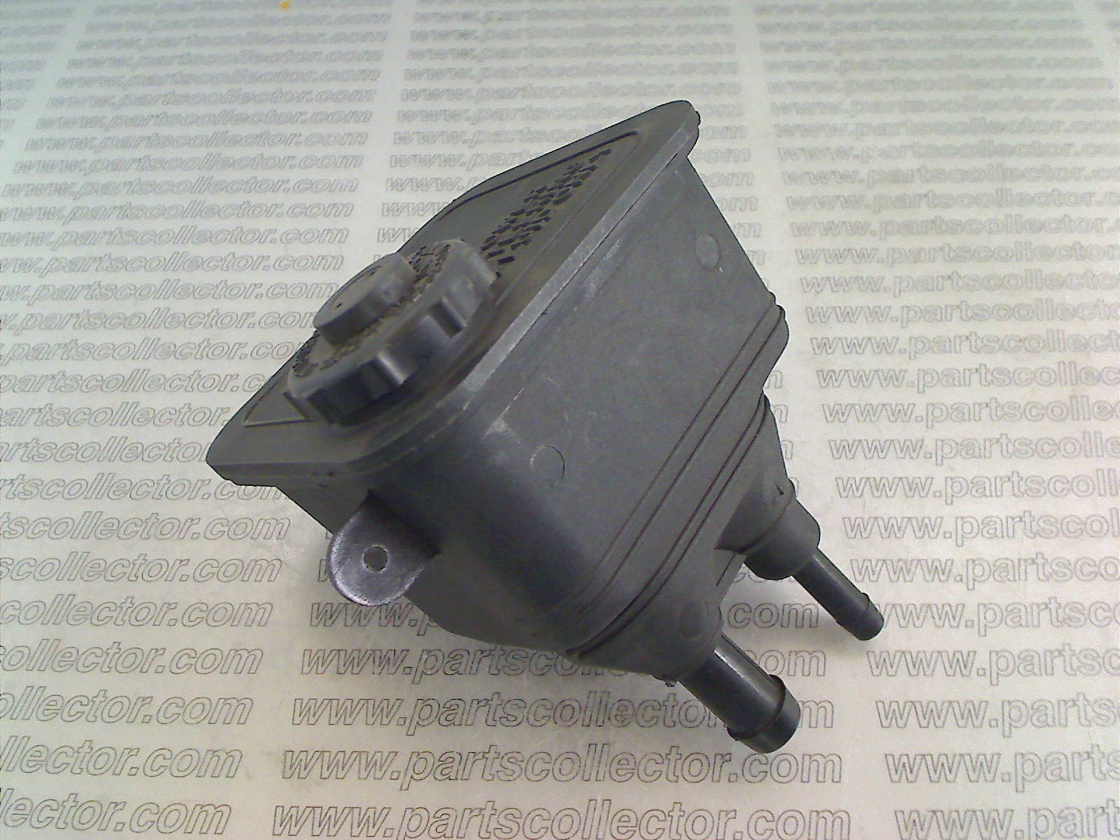 POWER STEERING FLUID TANK