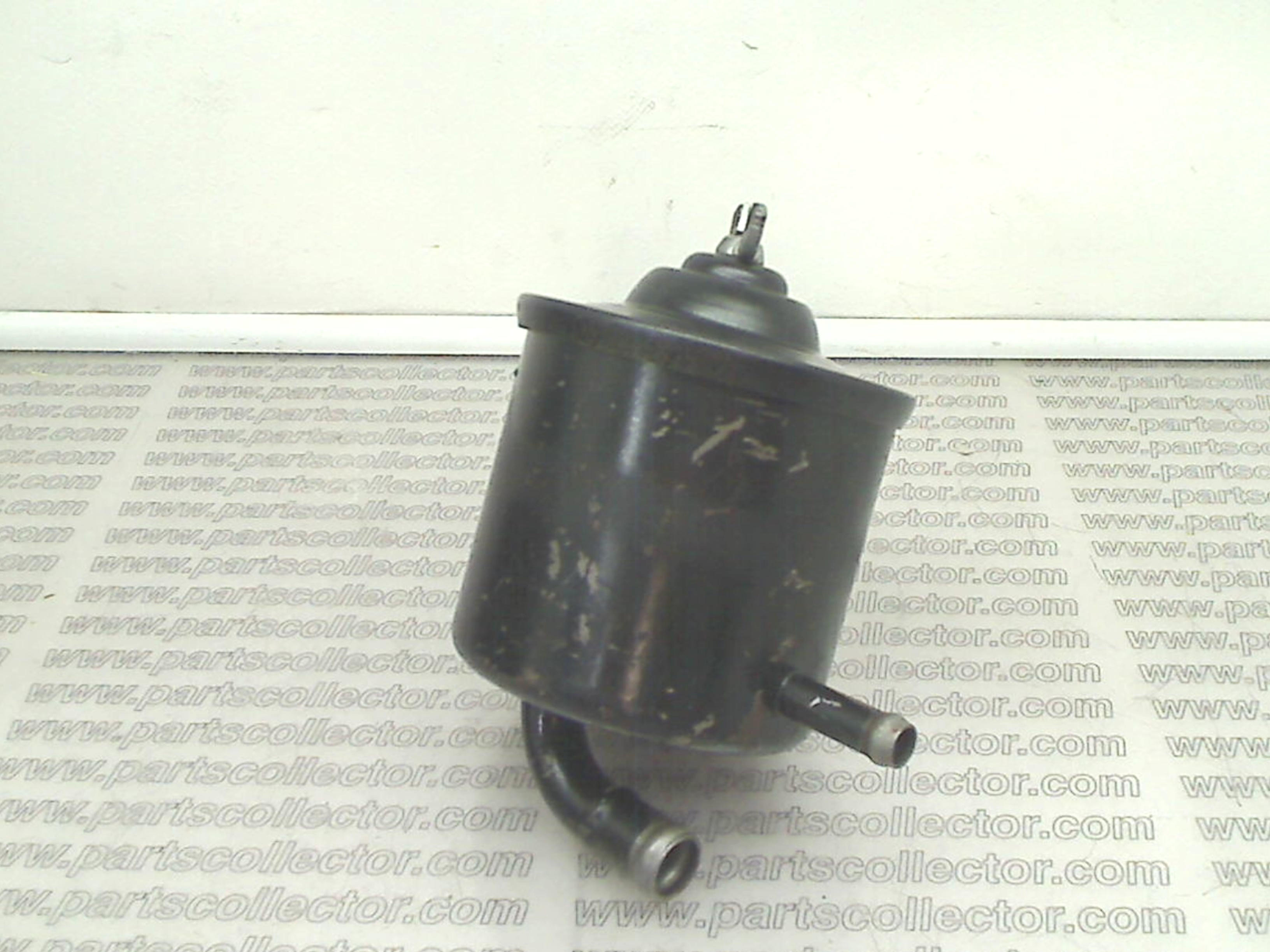 POWER STEERING FLUID TANK