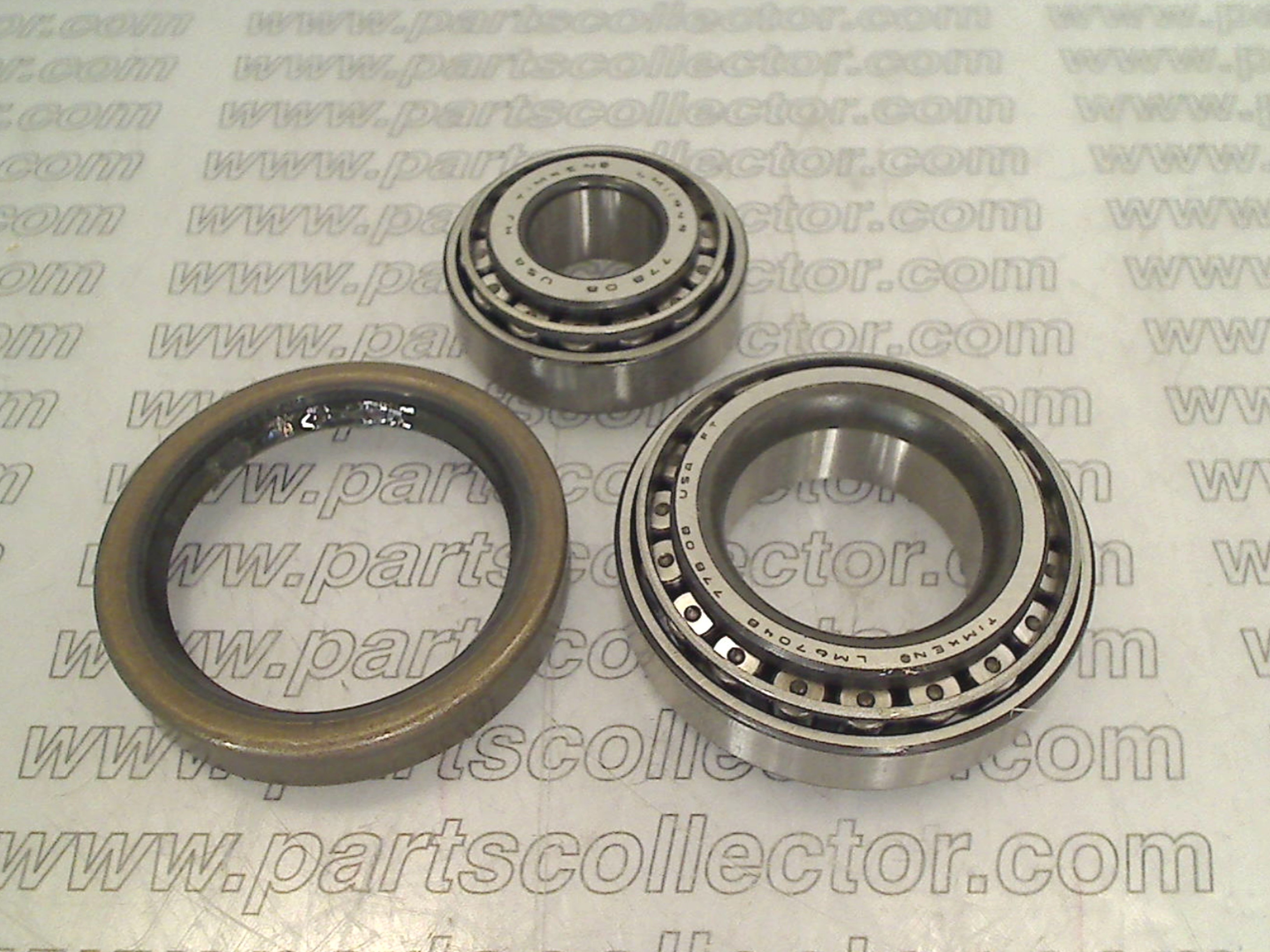 FRONT WHEEL BEARING SET