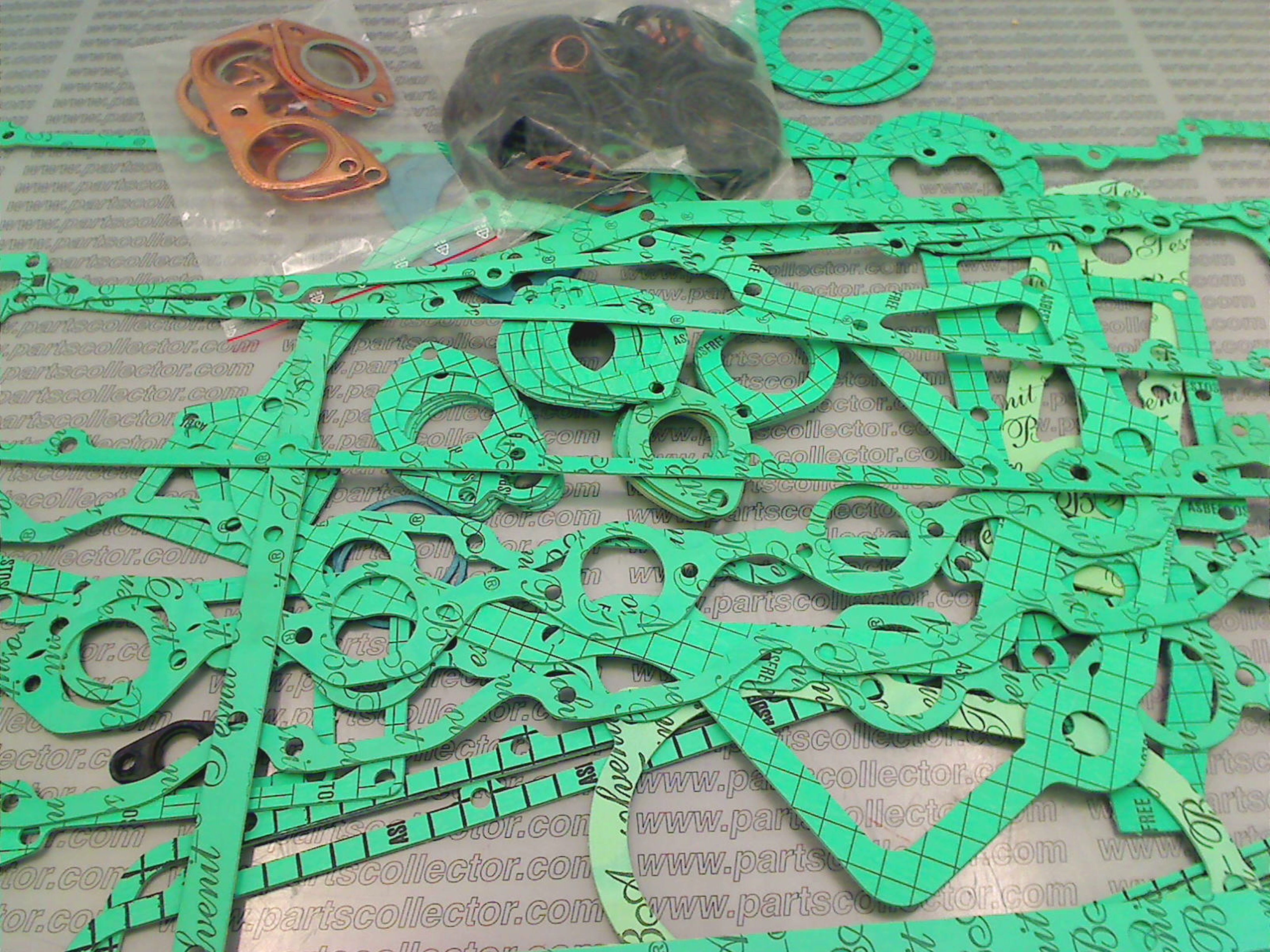 ENGINE GASKET SET