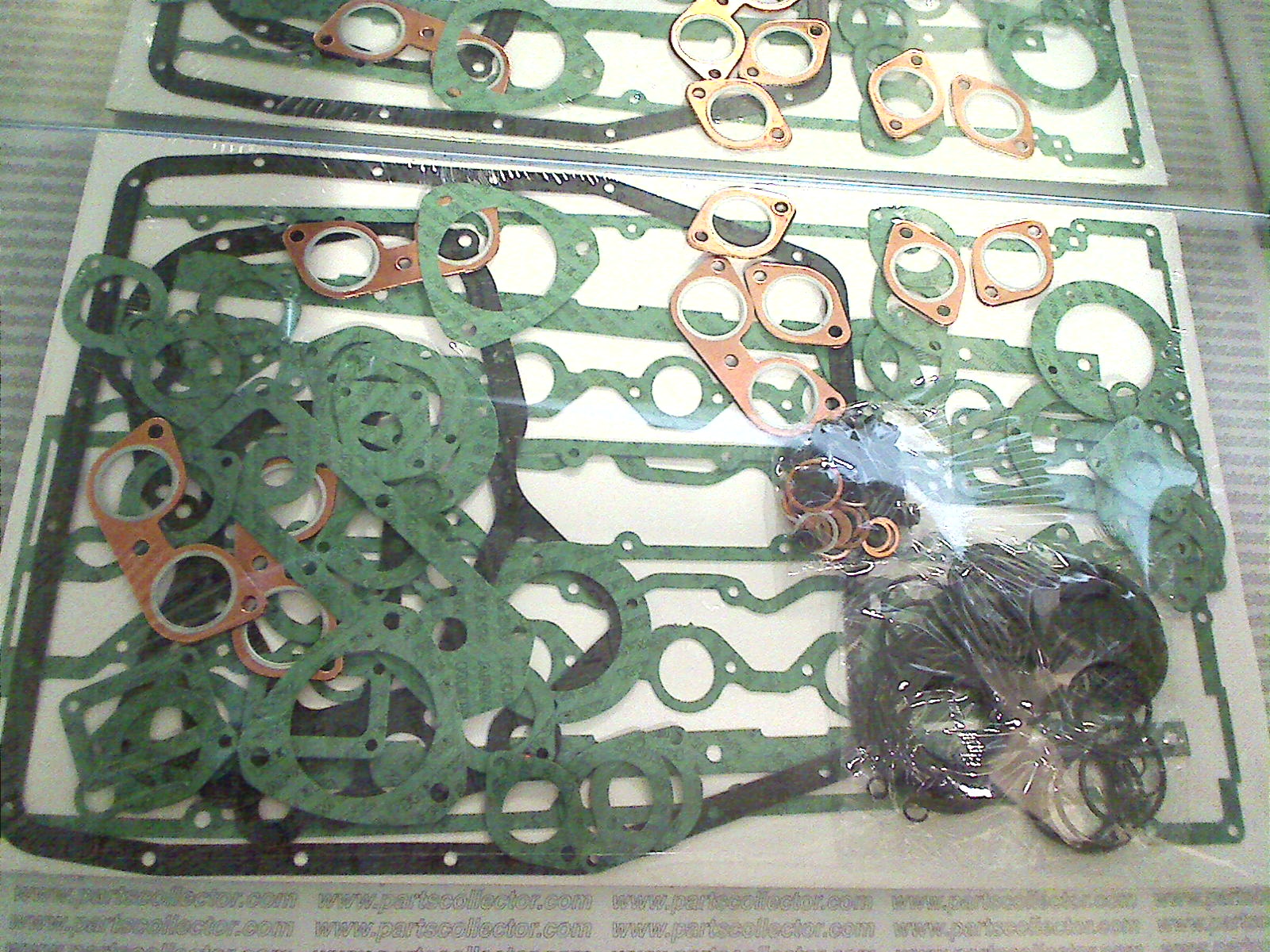 ENGINE GASKET SET