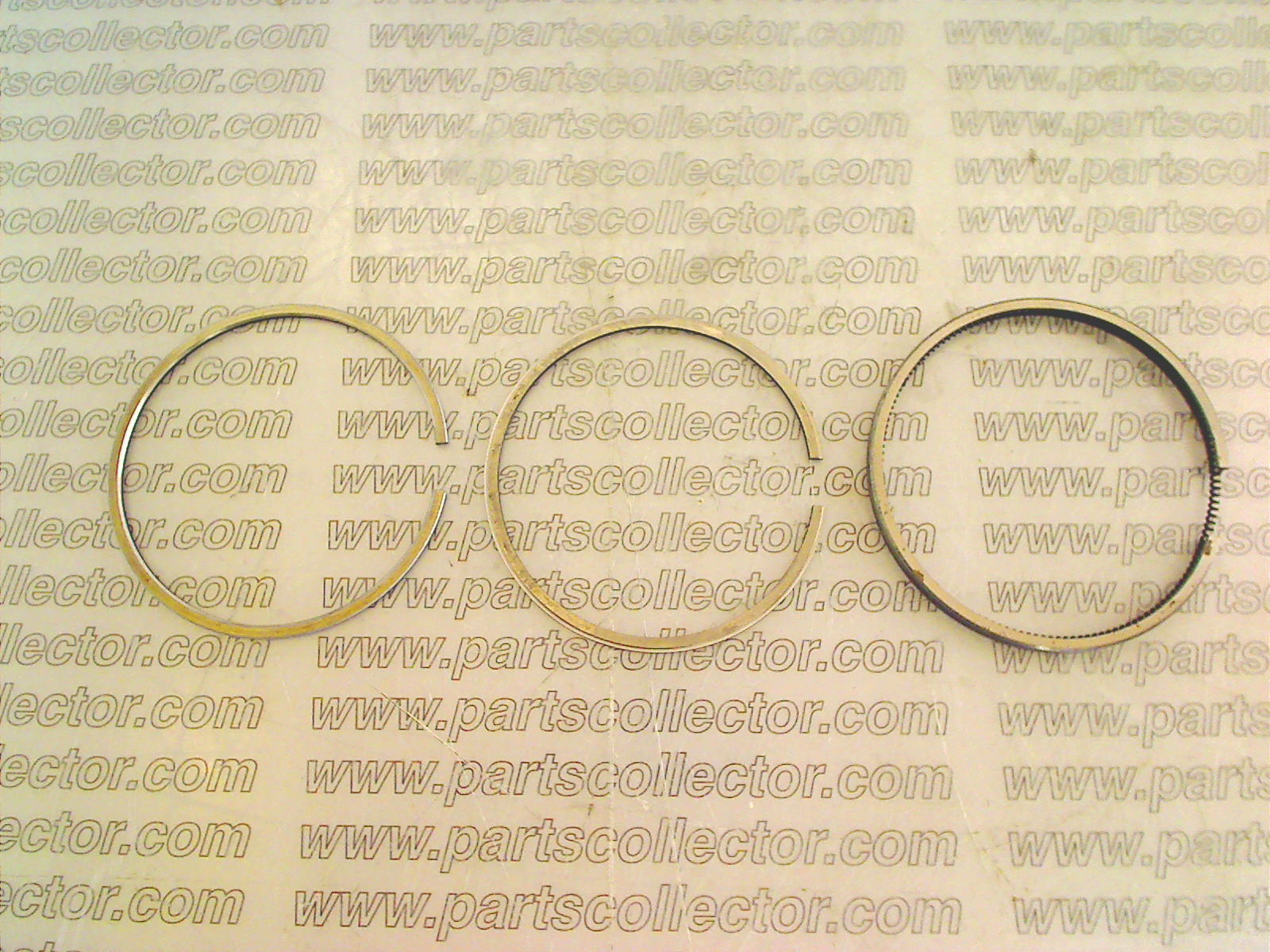 PISTON RING SET 12 CYL