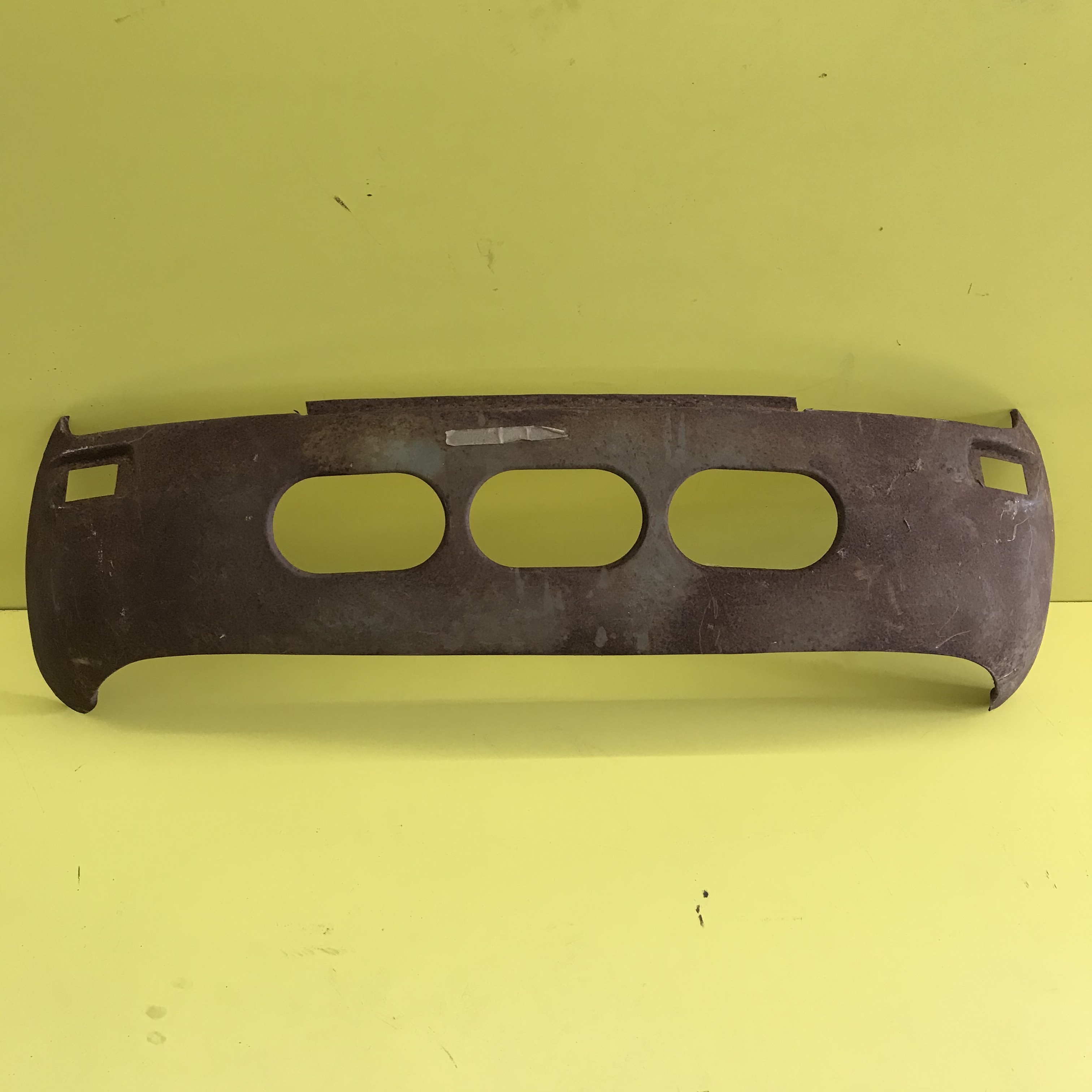 FRONT UNDERBODY