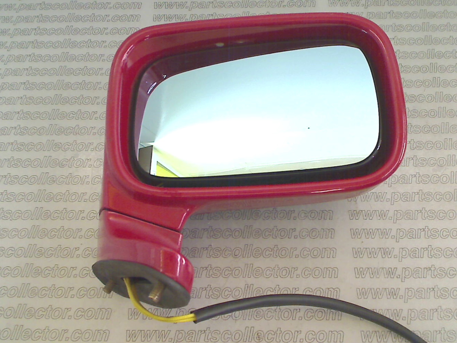 RH REAR VIEW MIRROR