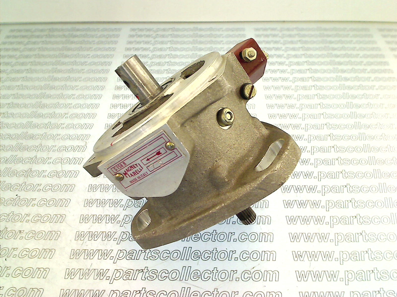 IGNITION DISTRIBUTOR