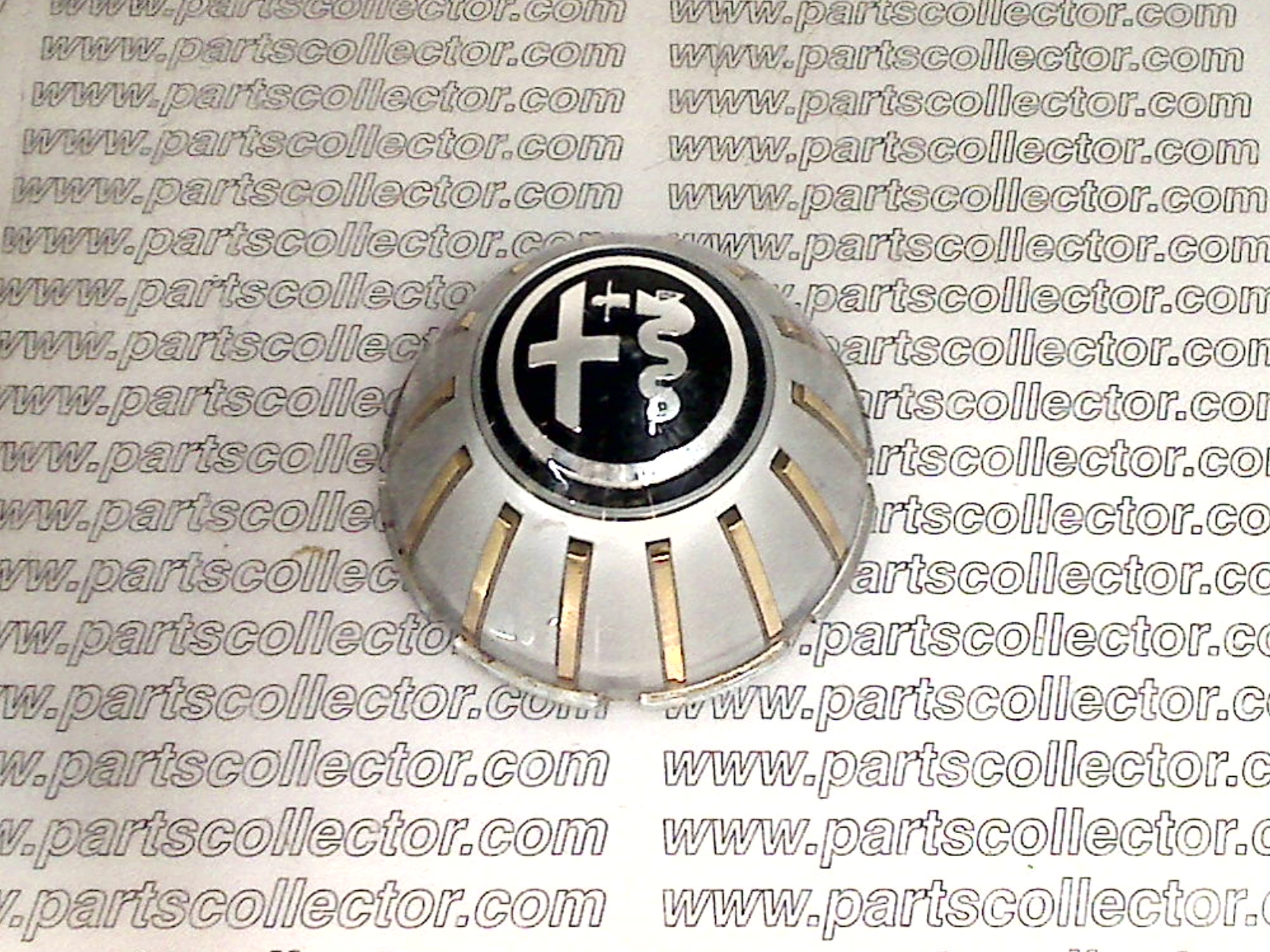 ALFA ROMEO 2000 2600 BERLINA WHEEL CAPS EMBLEM