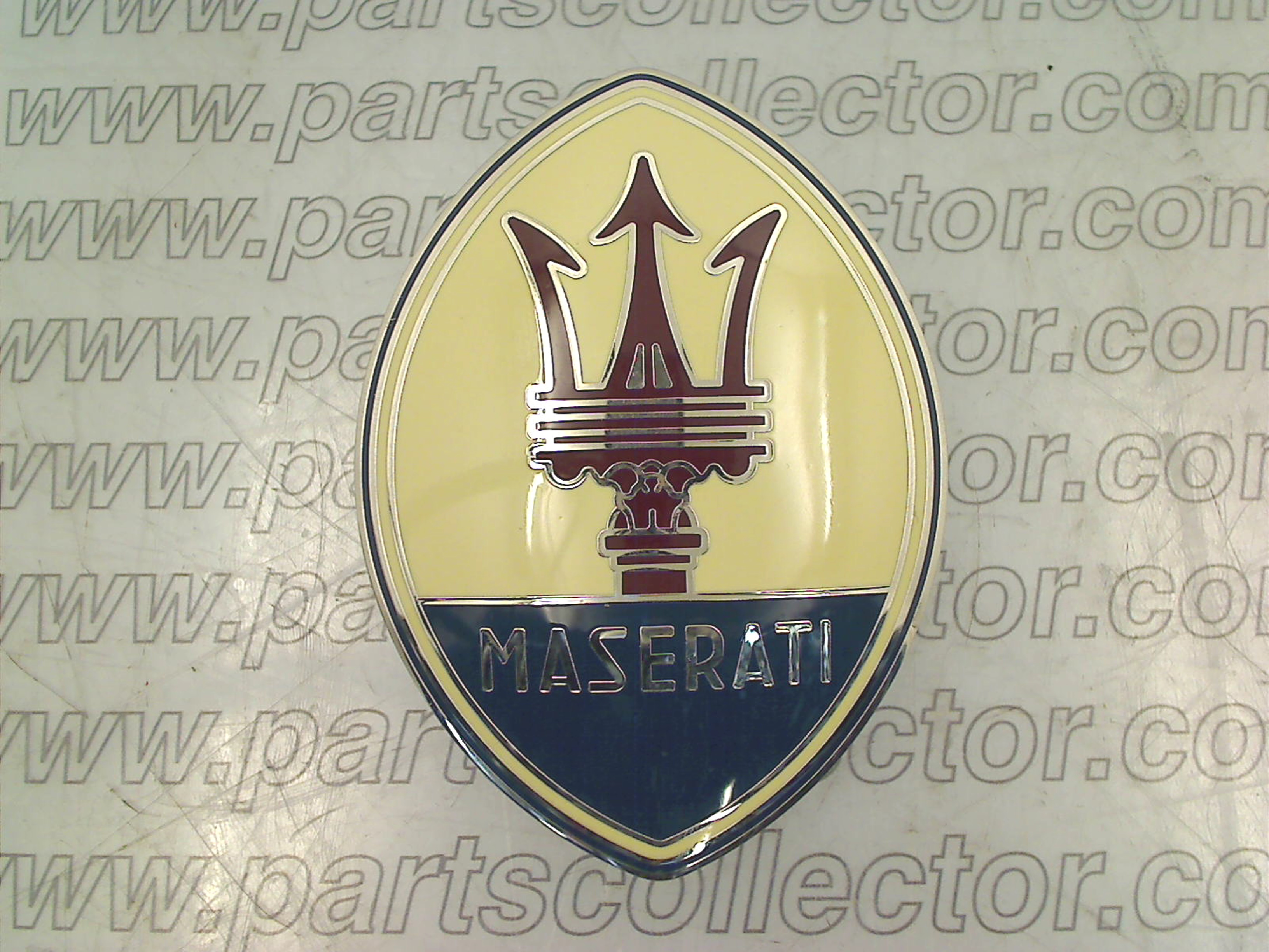 MASERATI BADGE