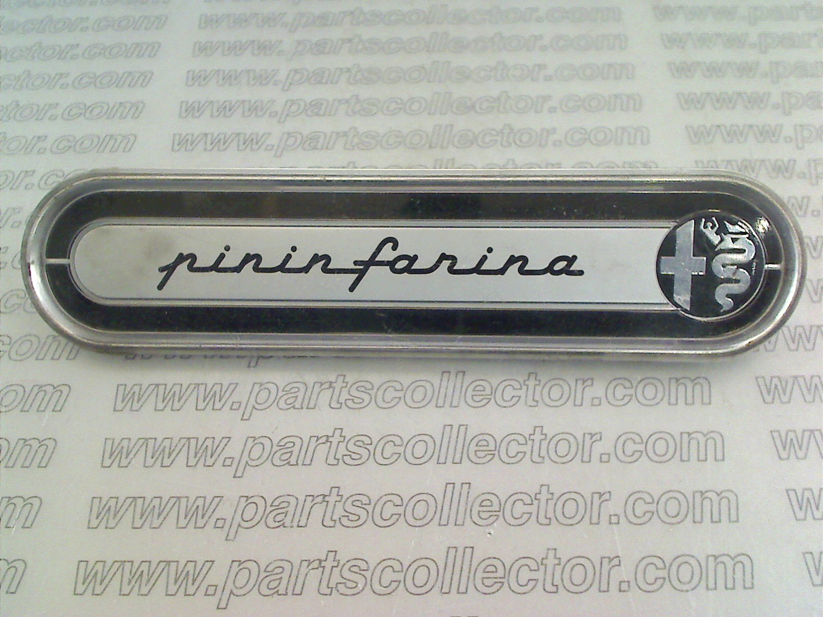 PININFARINA ALFA ROMEO BADGE