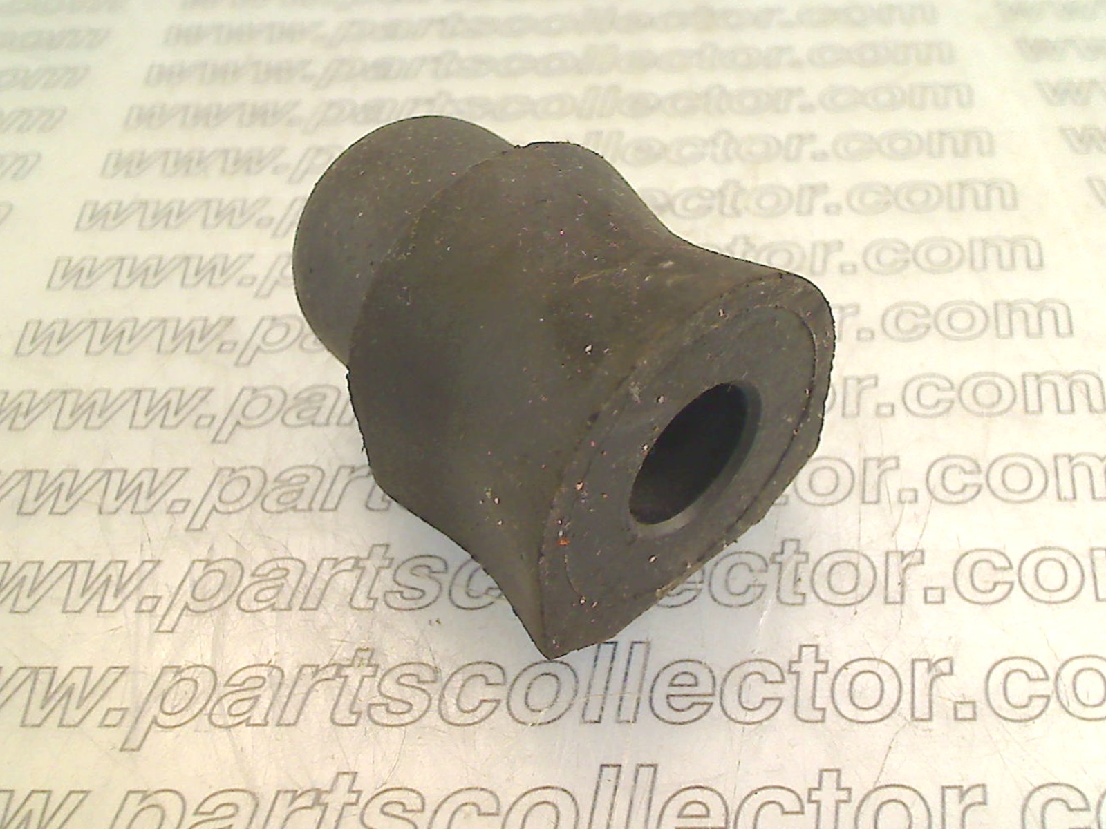 STABILIZER BAR BUSH