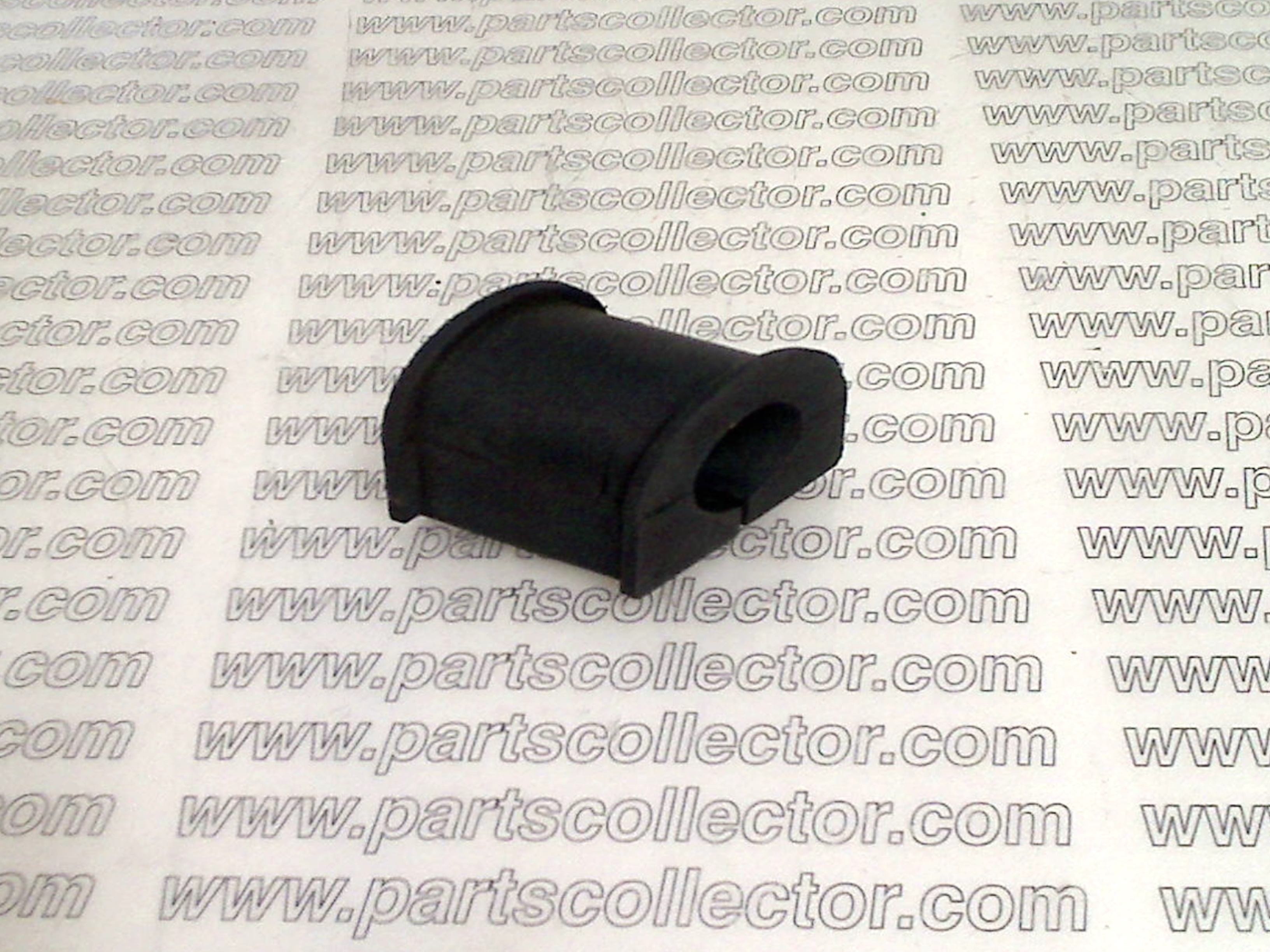 LH RUBBER BUSHING FOR ANTIROLL BAR