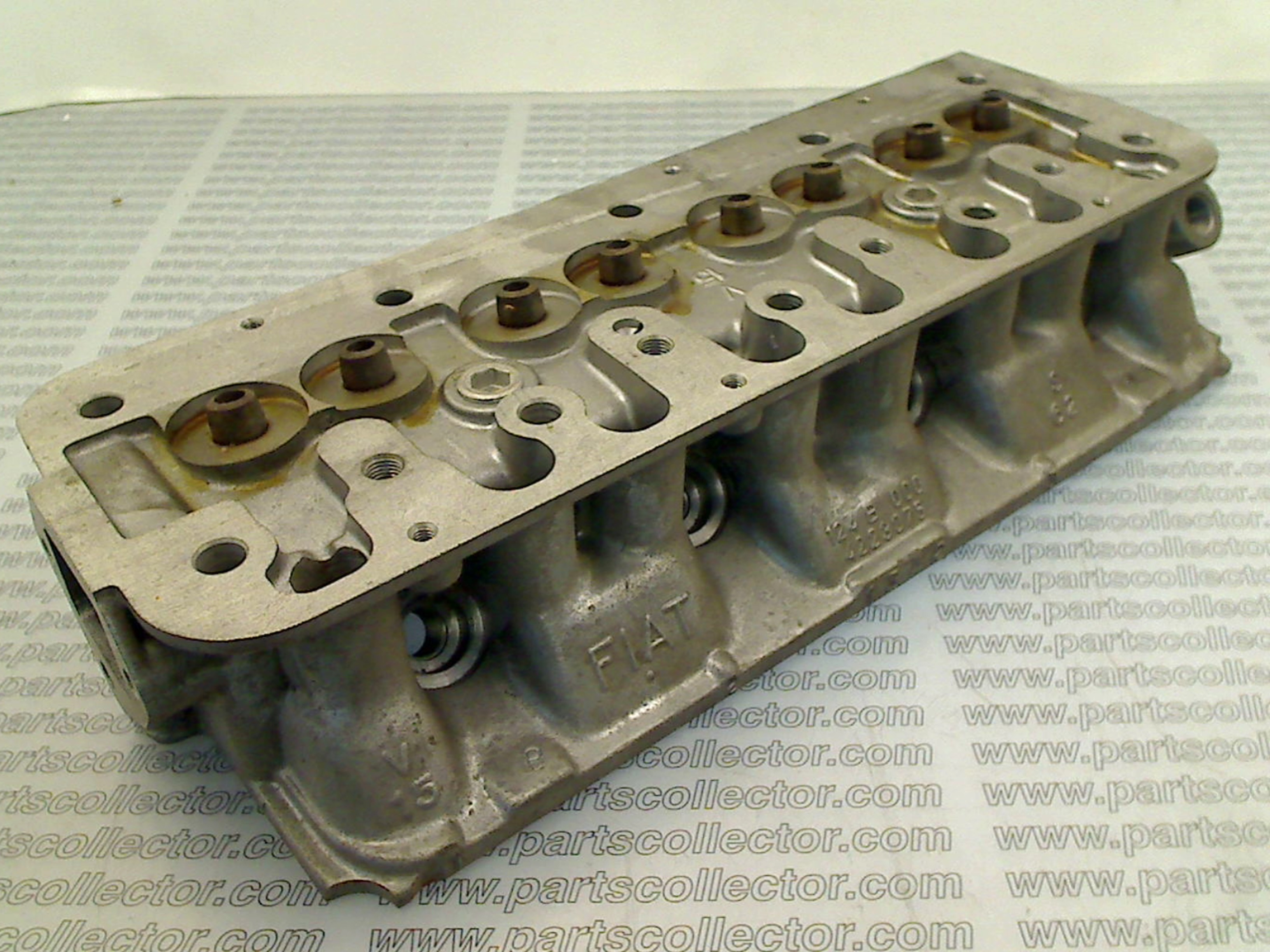 CYLINDER HEAD